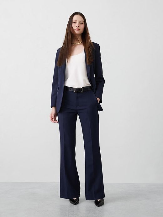 Sculpted Bootcut Pant