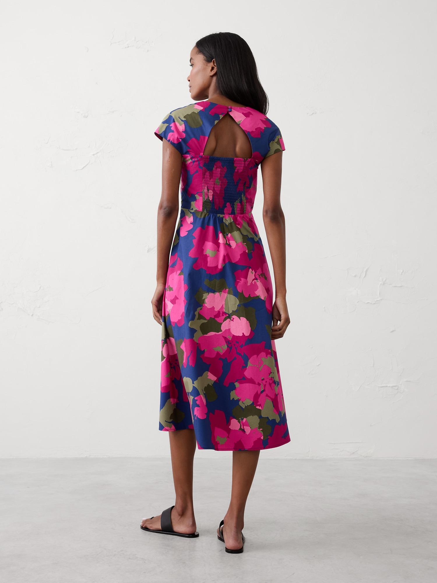 Image number 2 showing, SQUARE-NECK MIDI DRESS