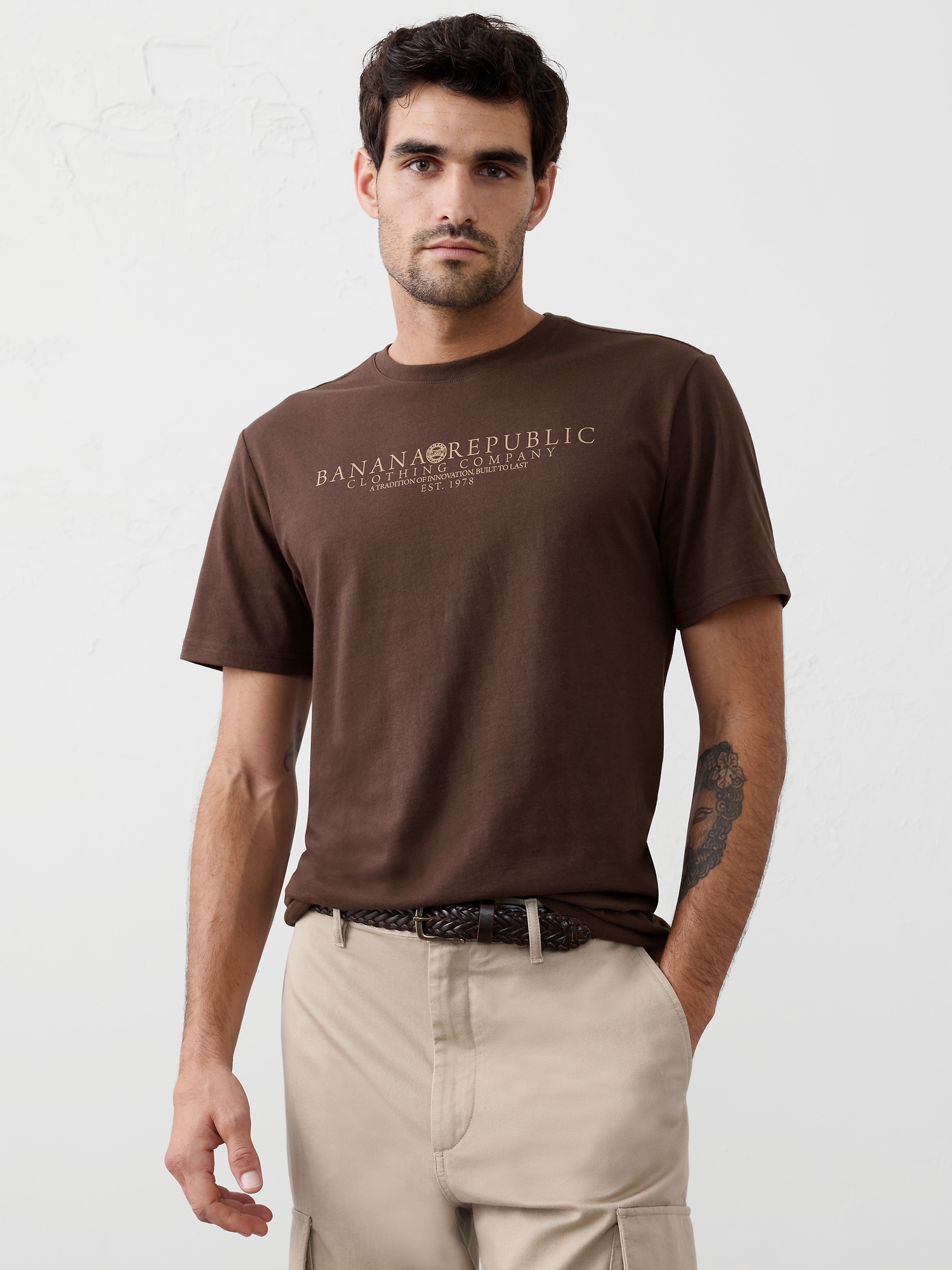 GRAPHIC T-SHIRT - Dark Oak