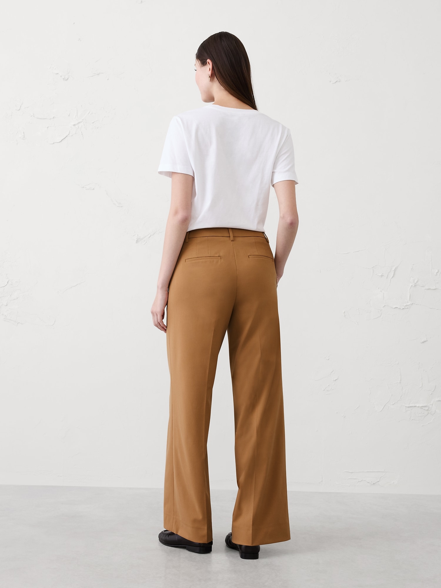 Image number 2 showing, WIDE-LEG HIGH-RISE SCULPTED TROUSER