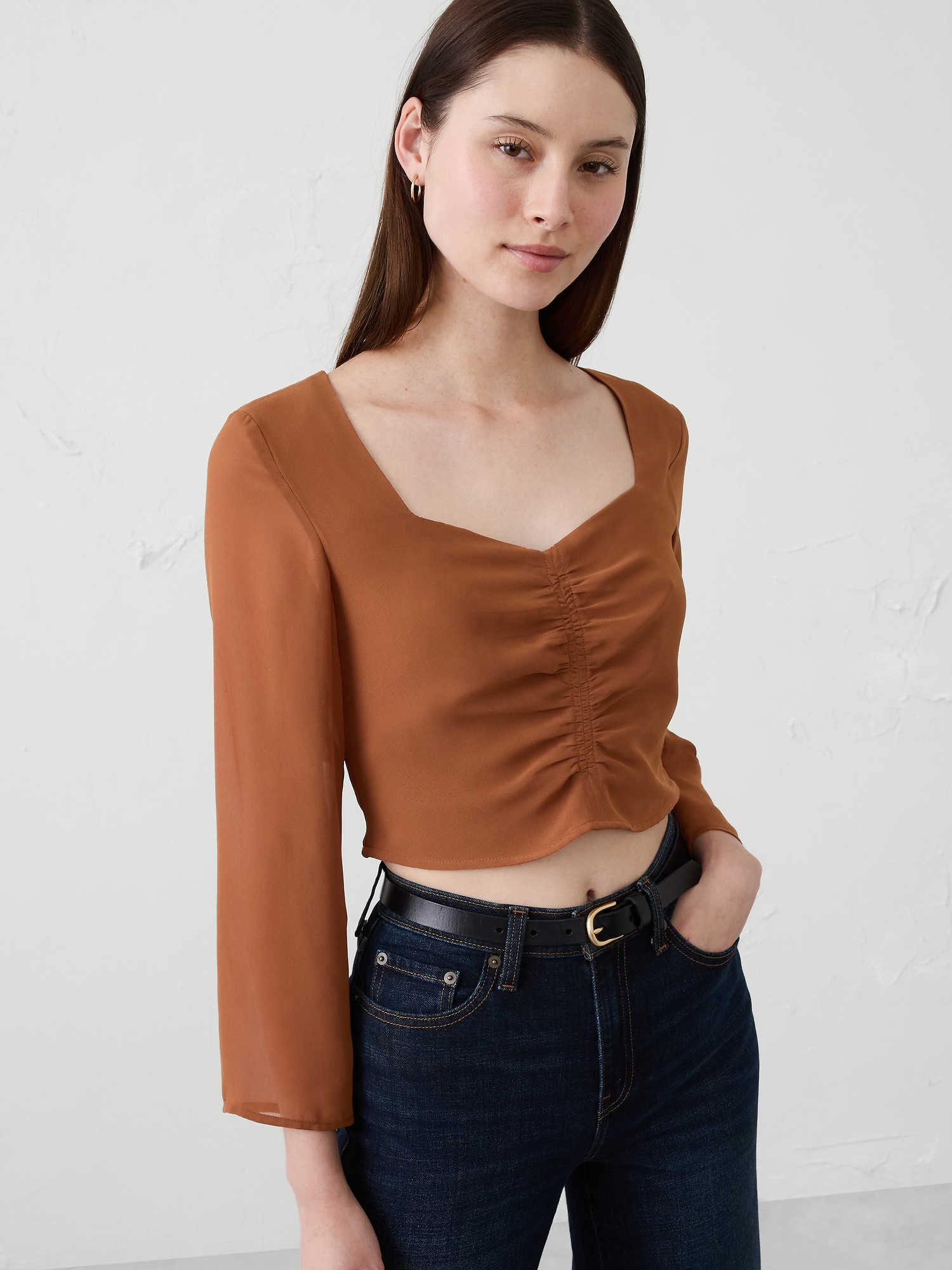 Cropped Shirred Sweetheart-Neck Top - Umbria Brown