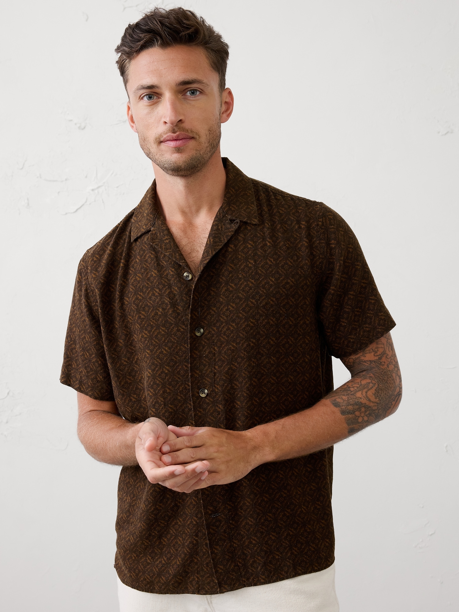 Linen-Blend Standard Fit Resort Shirt - Canyon Brown