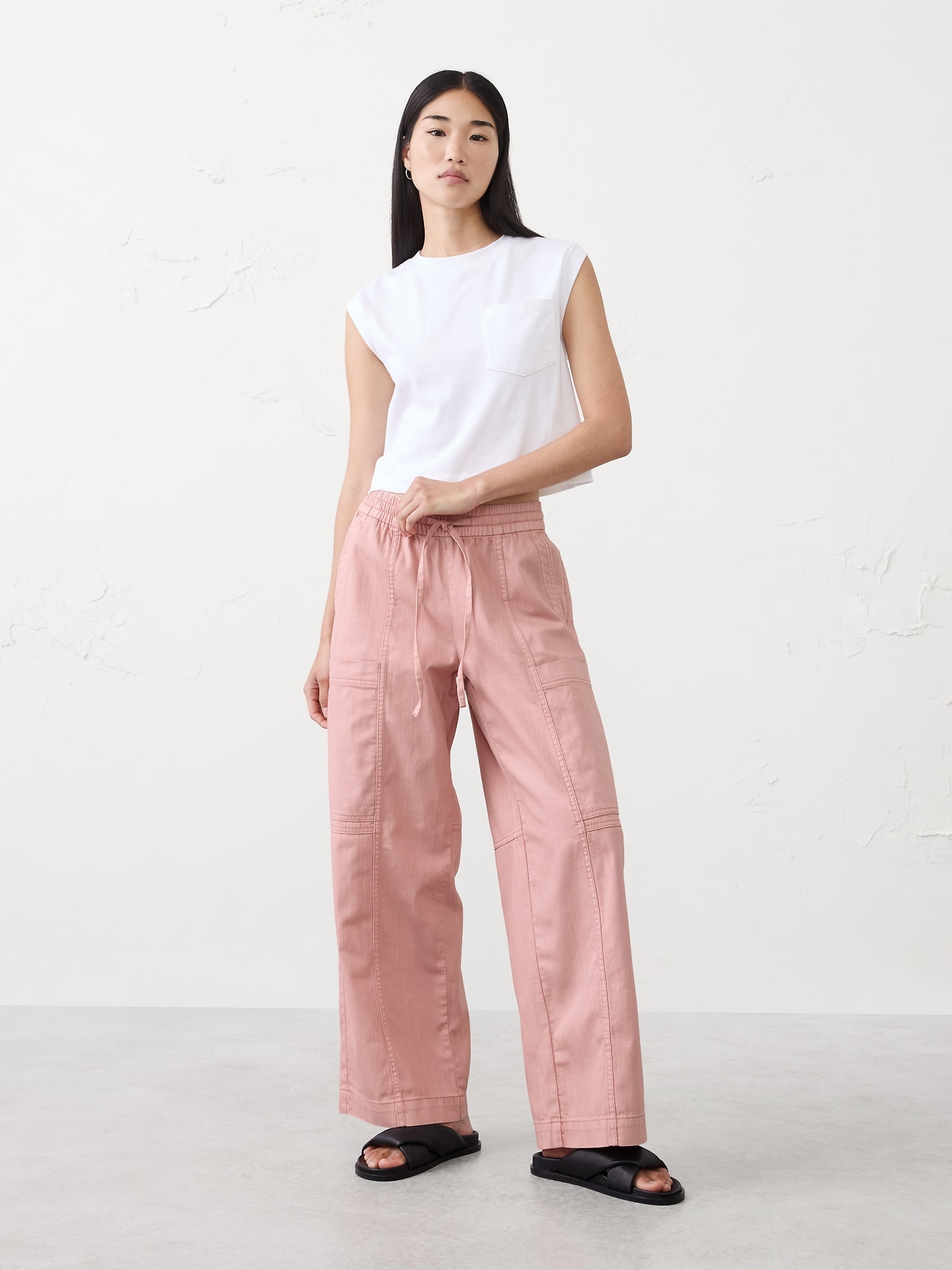 Wide-Leg Mid-Rise Cargo Pull-On Jean - Pink