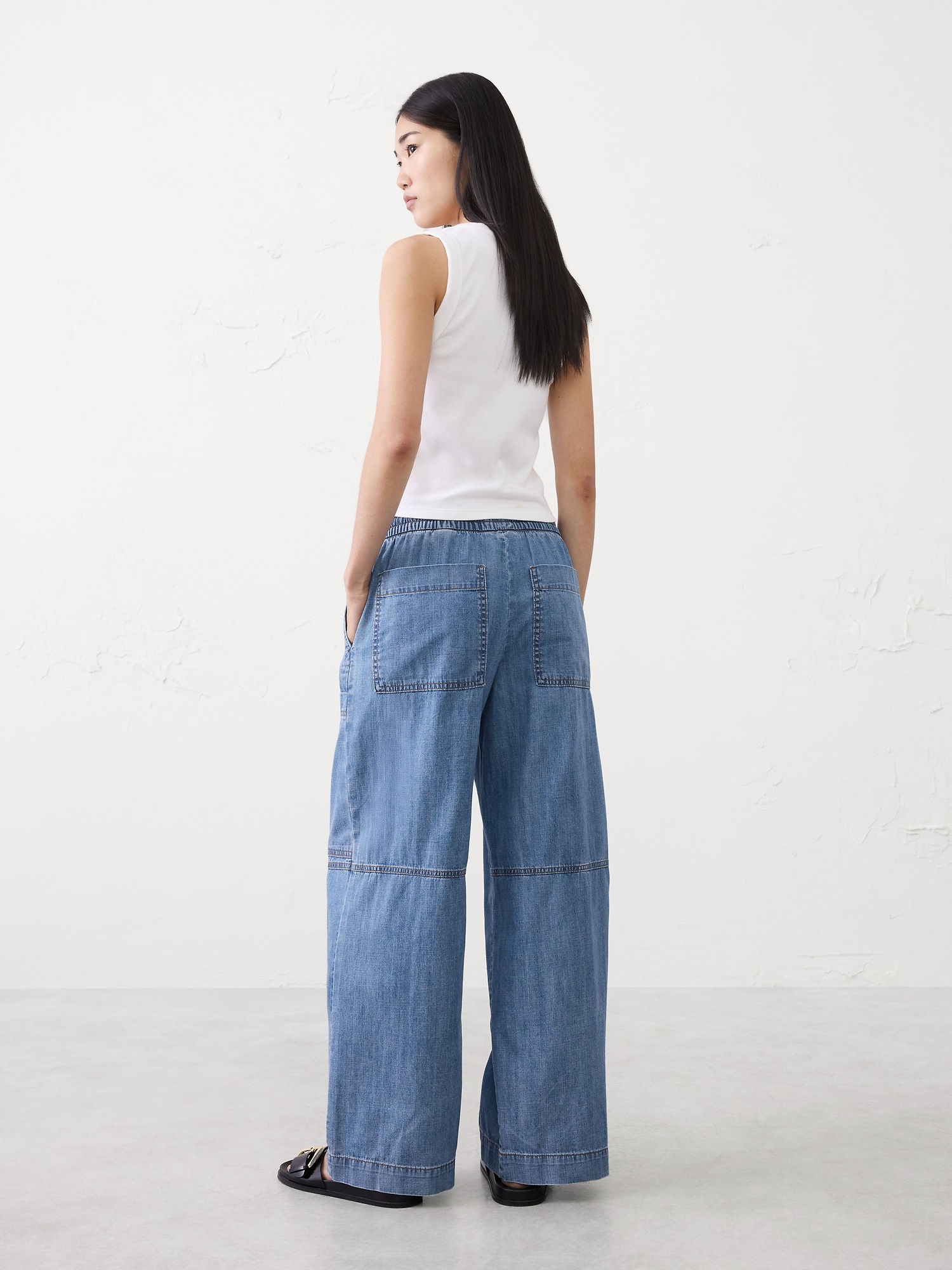 Image number 2 showing, Wide-Leg Mid-Rise Cargo Pull-On Jean