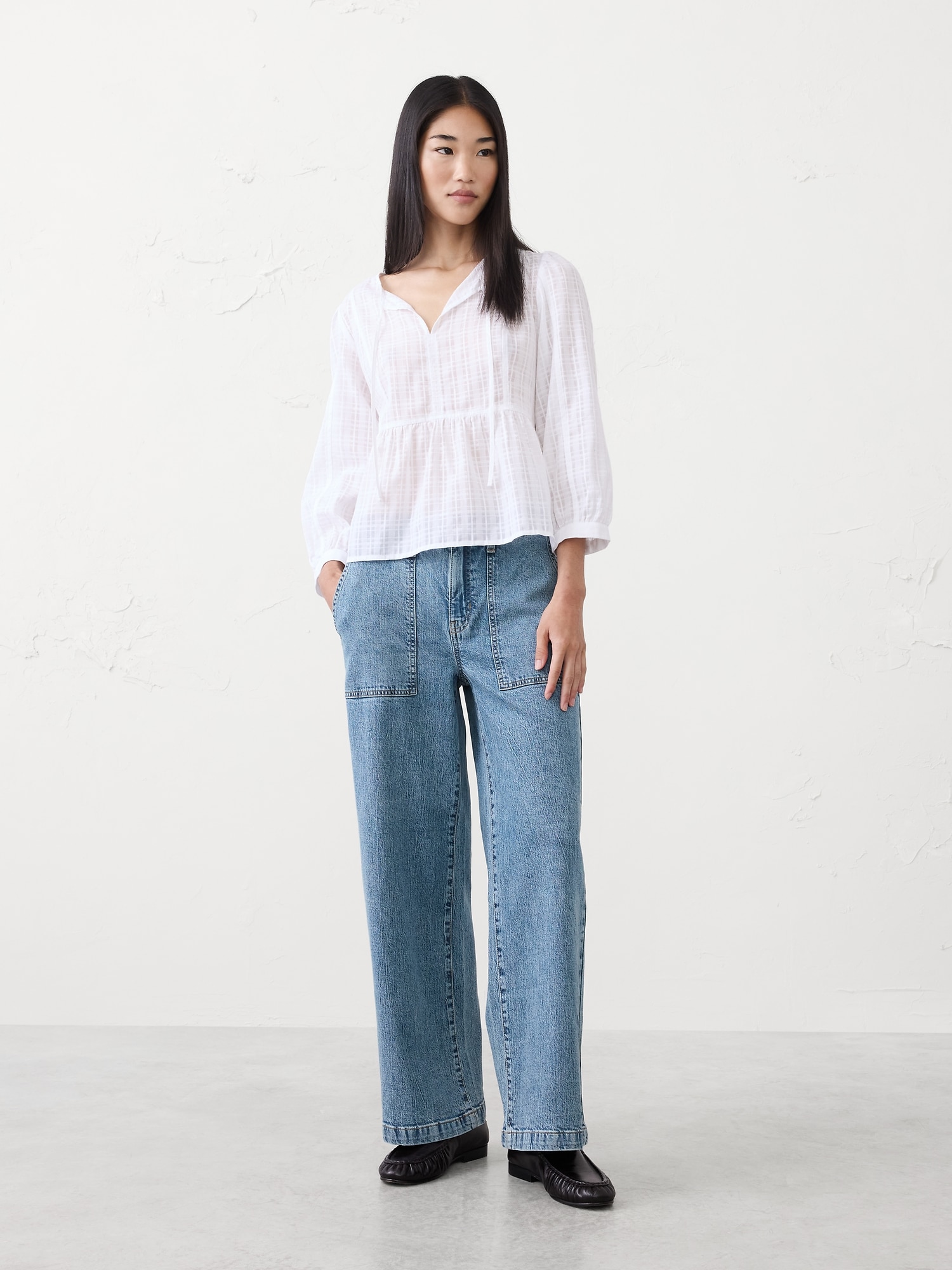WIDE-LEG HIGH-RISE UTILITY JEAN - Light Wash