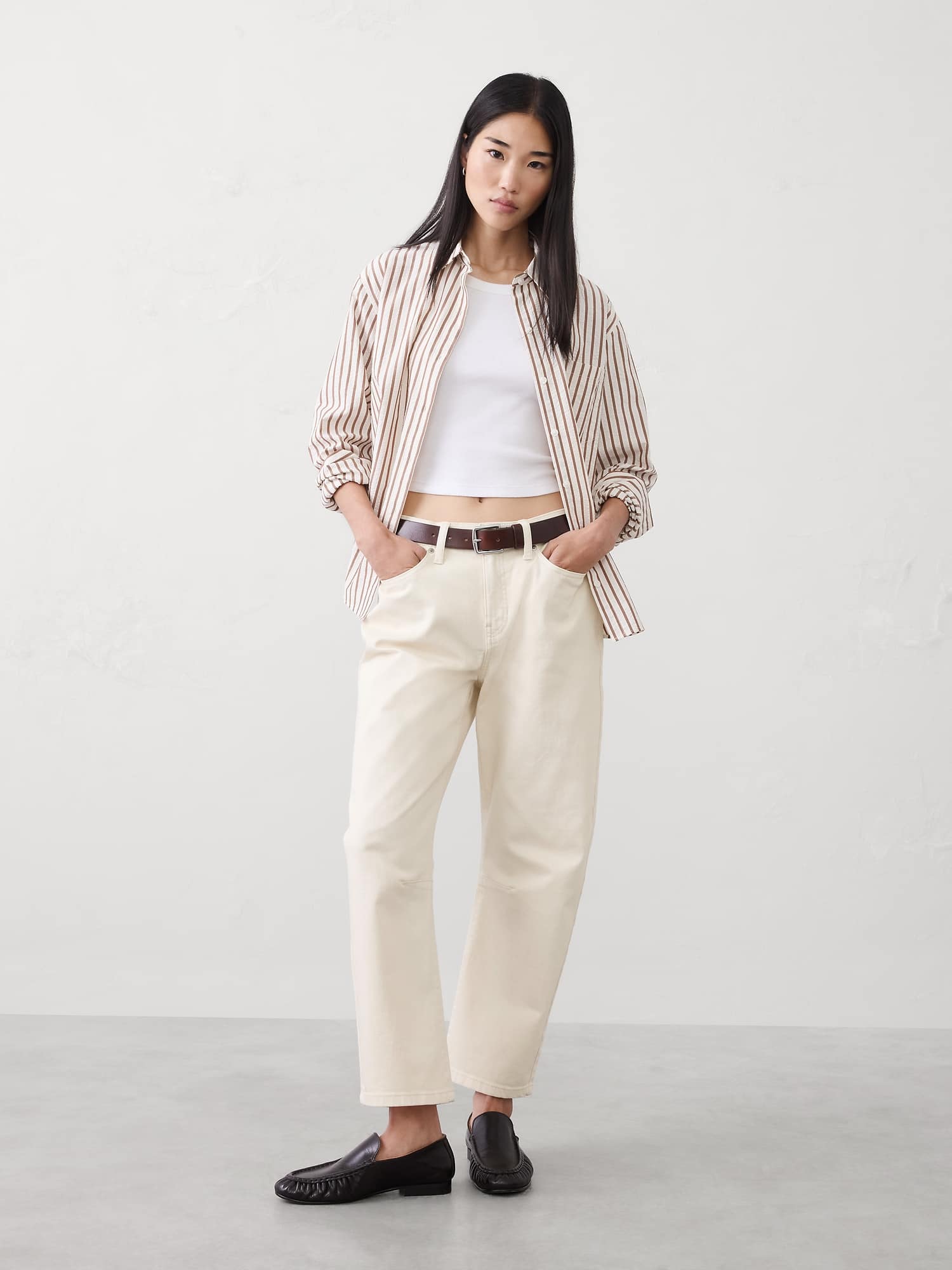 Slim Barrel Mid-Rise Jean - Ecru