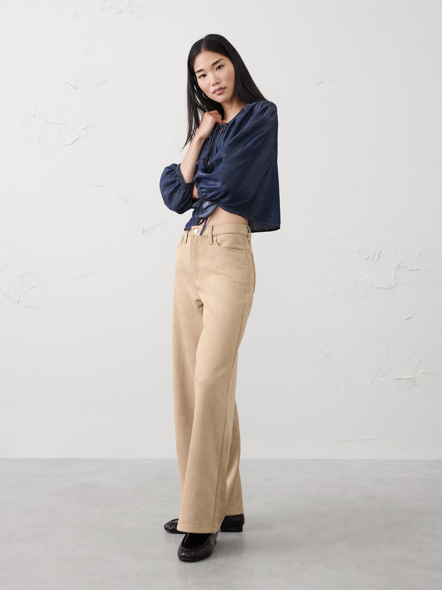WIDE-LEG HIGH-RISE VEGAN SUEDE PANT
