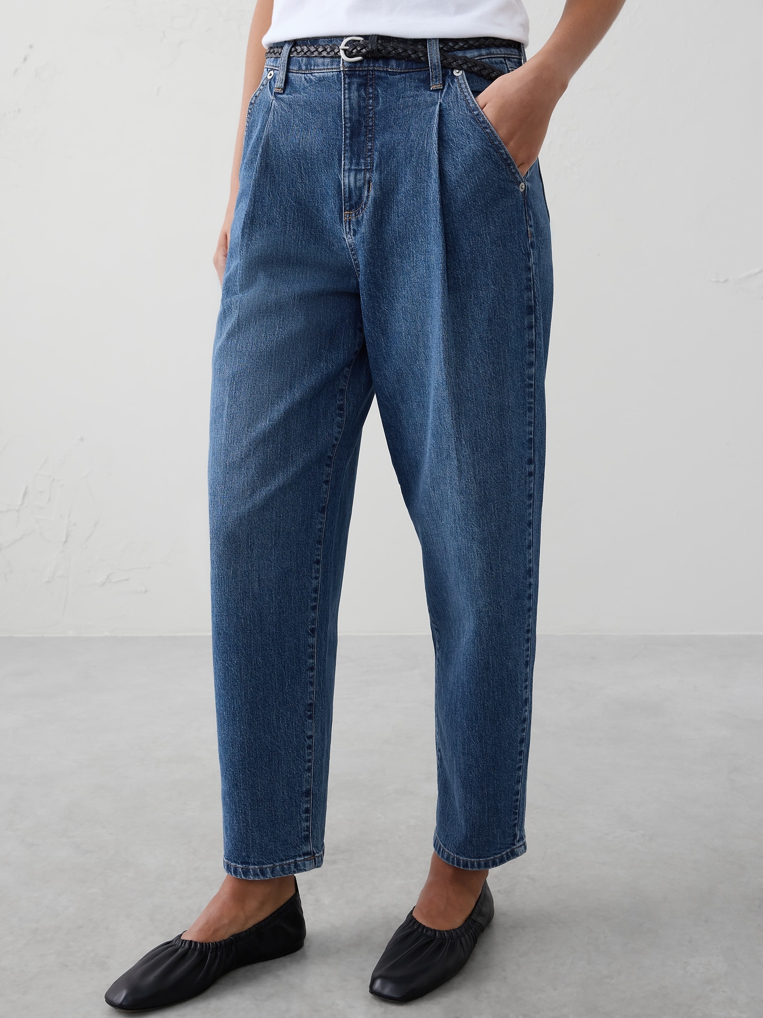Image number 3 showing, Barrel Ultra High-Rise Trouser Jean