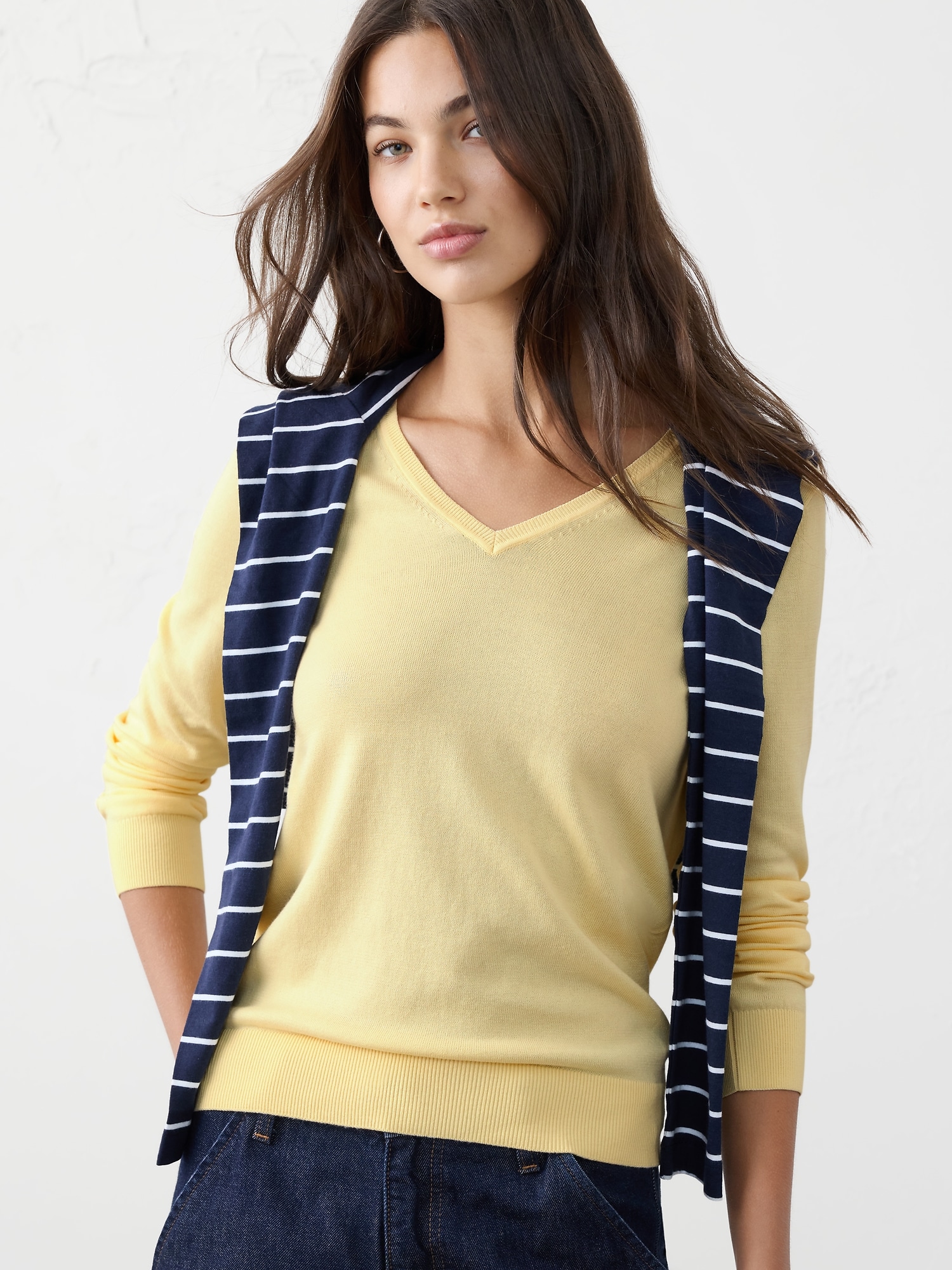 Forever V-Neck Sweater - Yellow Limestone