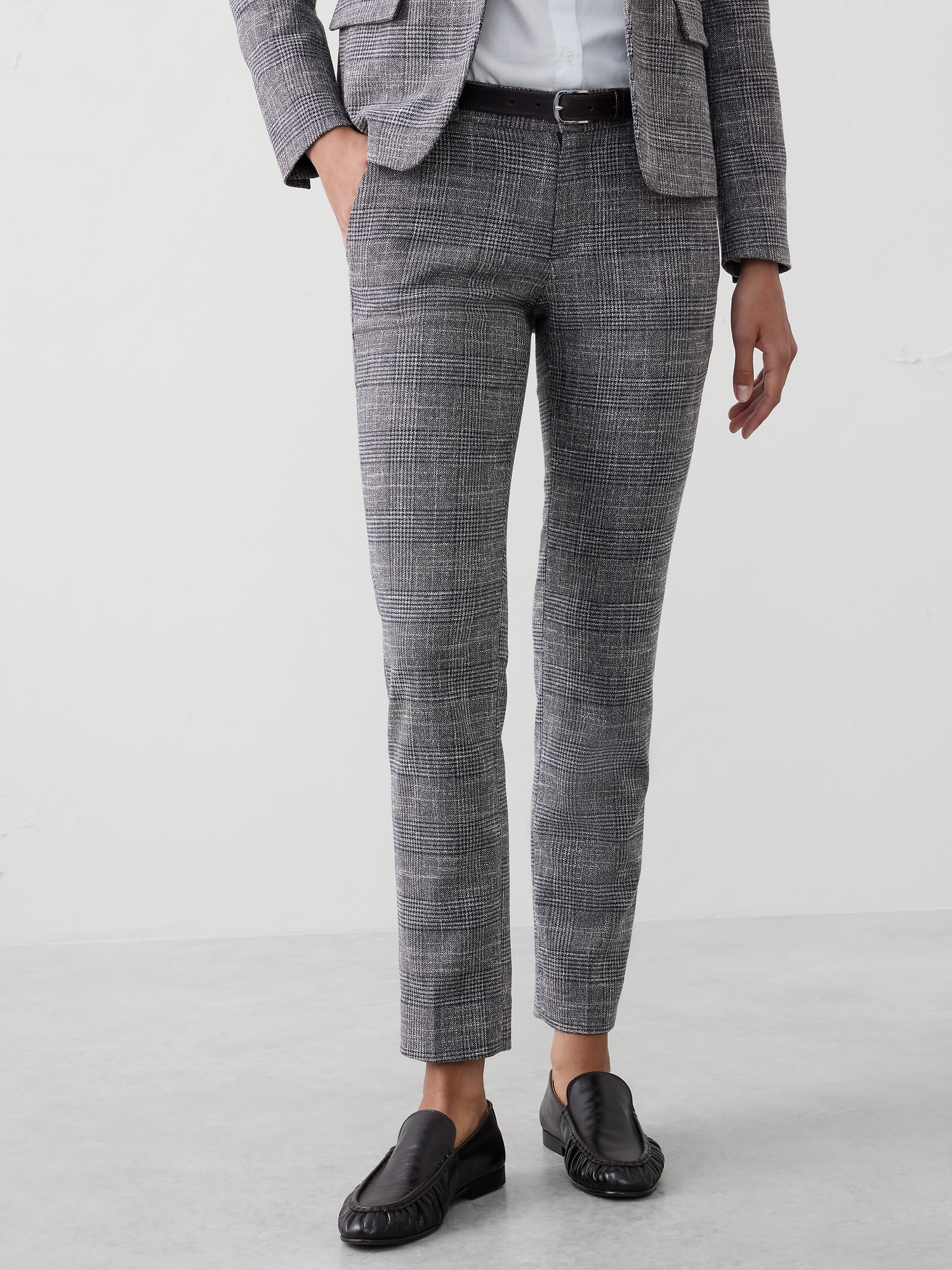 Image number 3 showing, RYAN STRAIGHT MID-RISE PLAID PANT