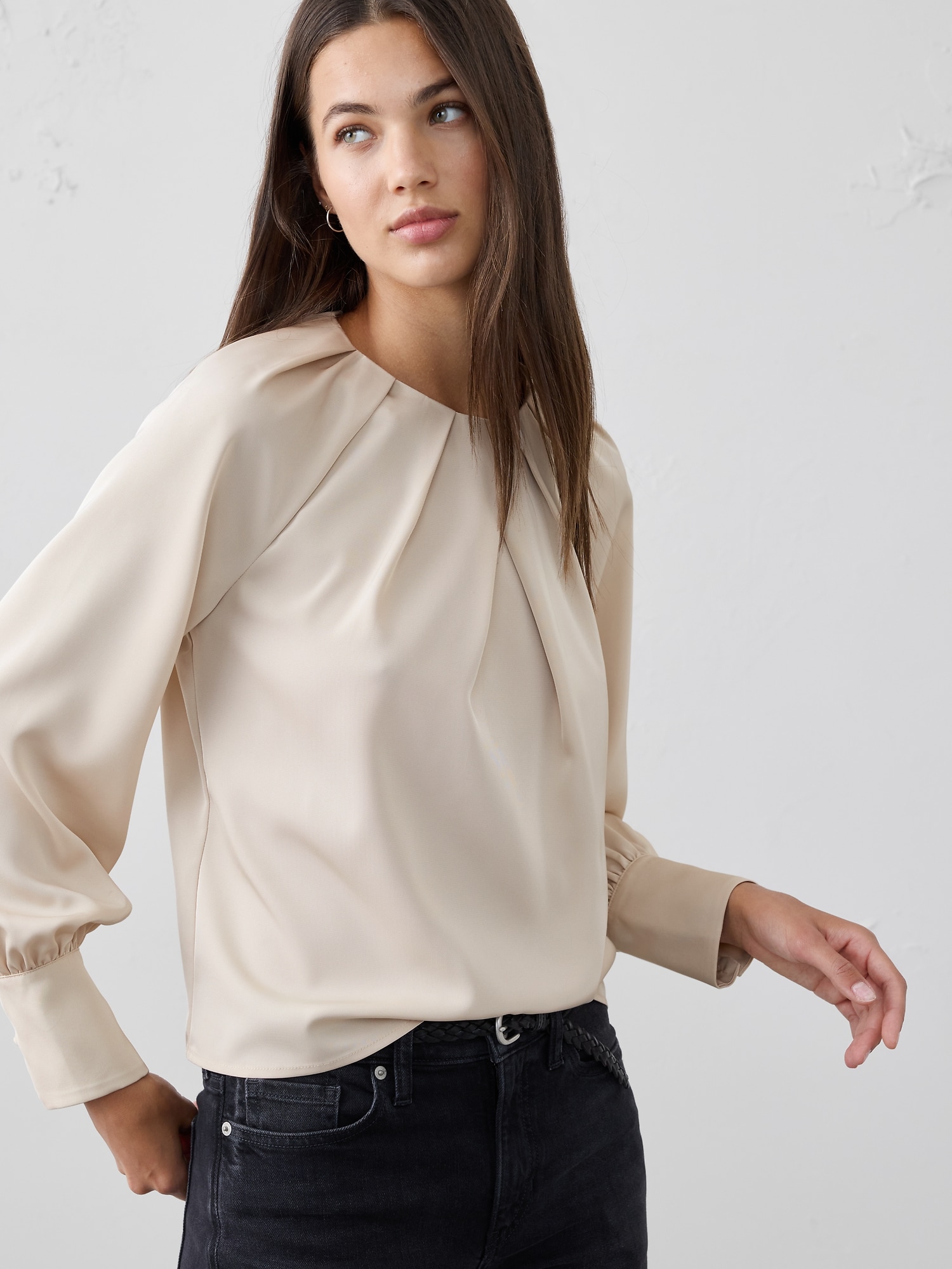 Raglan Pleated Blouse - Oyster Pearl
