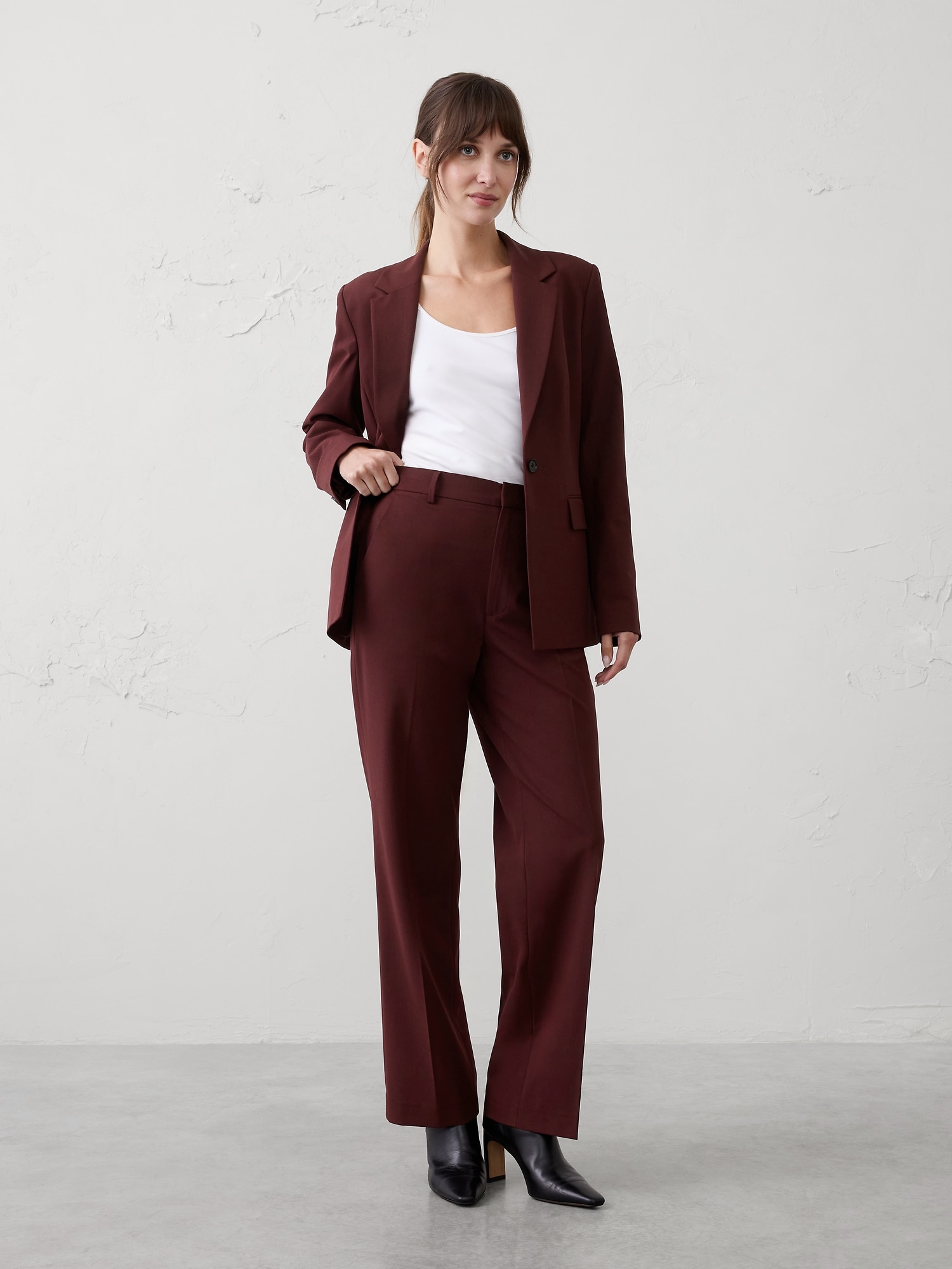 Image number 1 showing, STRAIGHT HIGH-RISE SCULPTED TROUSER