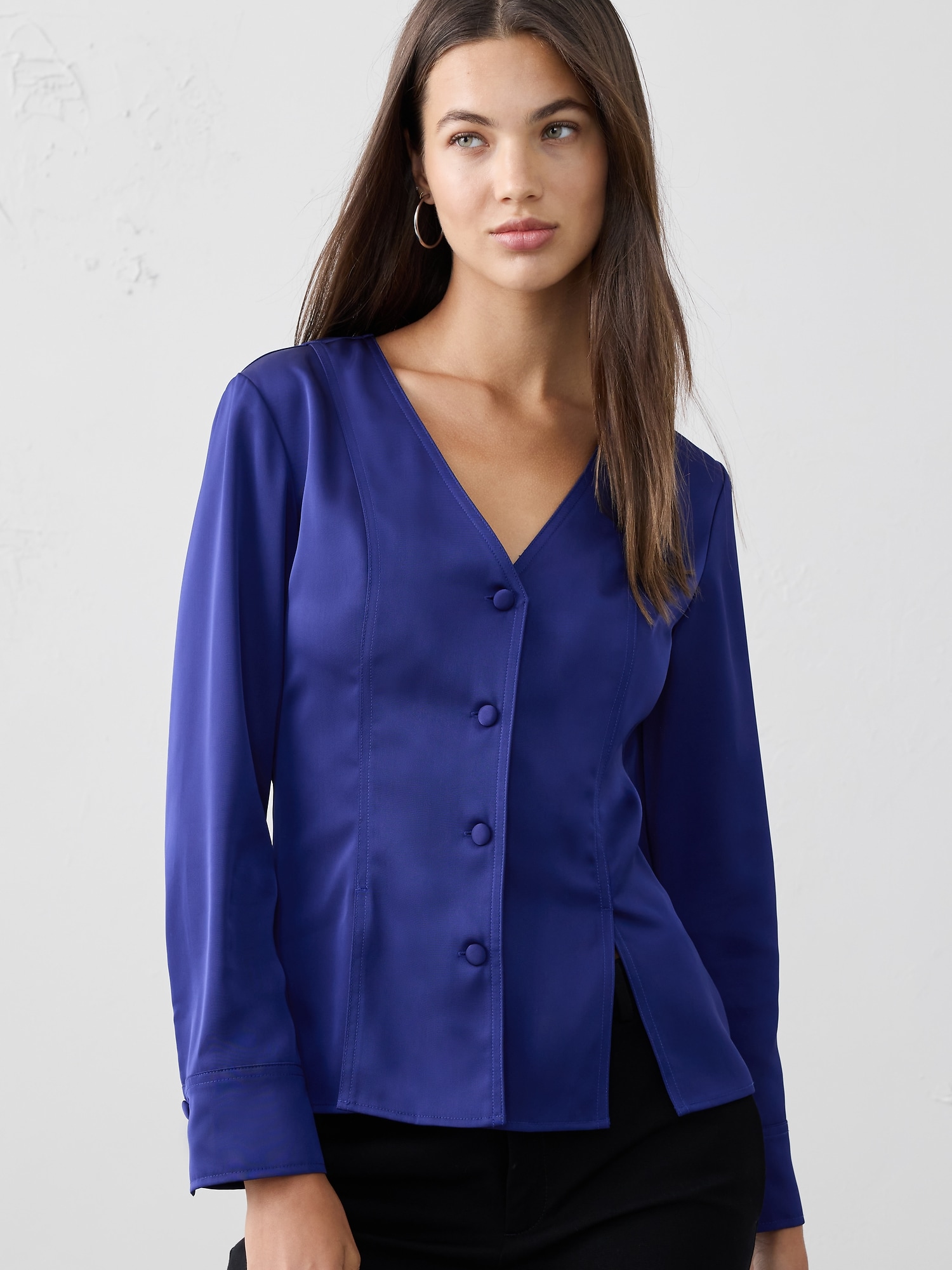 SILKY SEAMED SLIT BLOUSE - Drizzle Blue