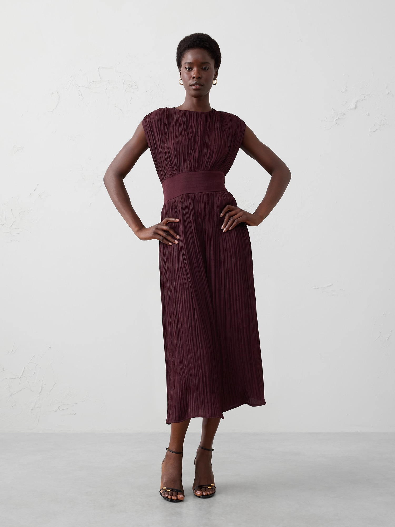 Image number 1 showing, Cap-Sleeve Midi Dress
