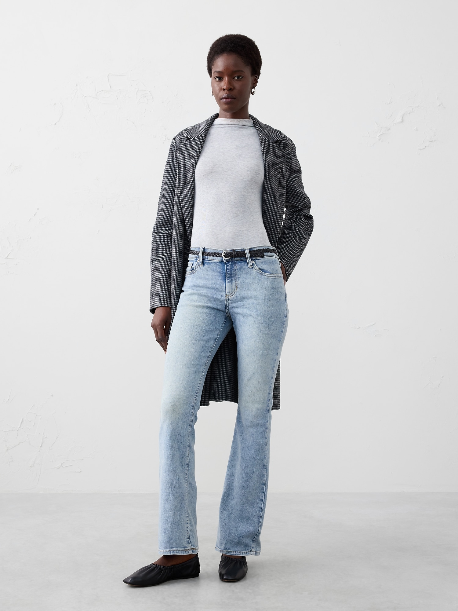 Kick Flare Mid-Rise Jean - Light Wash