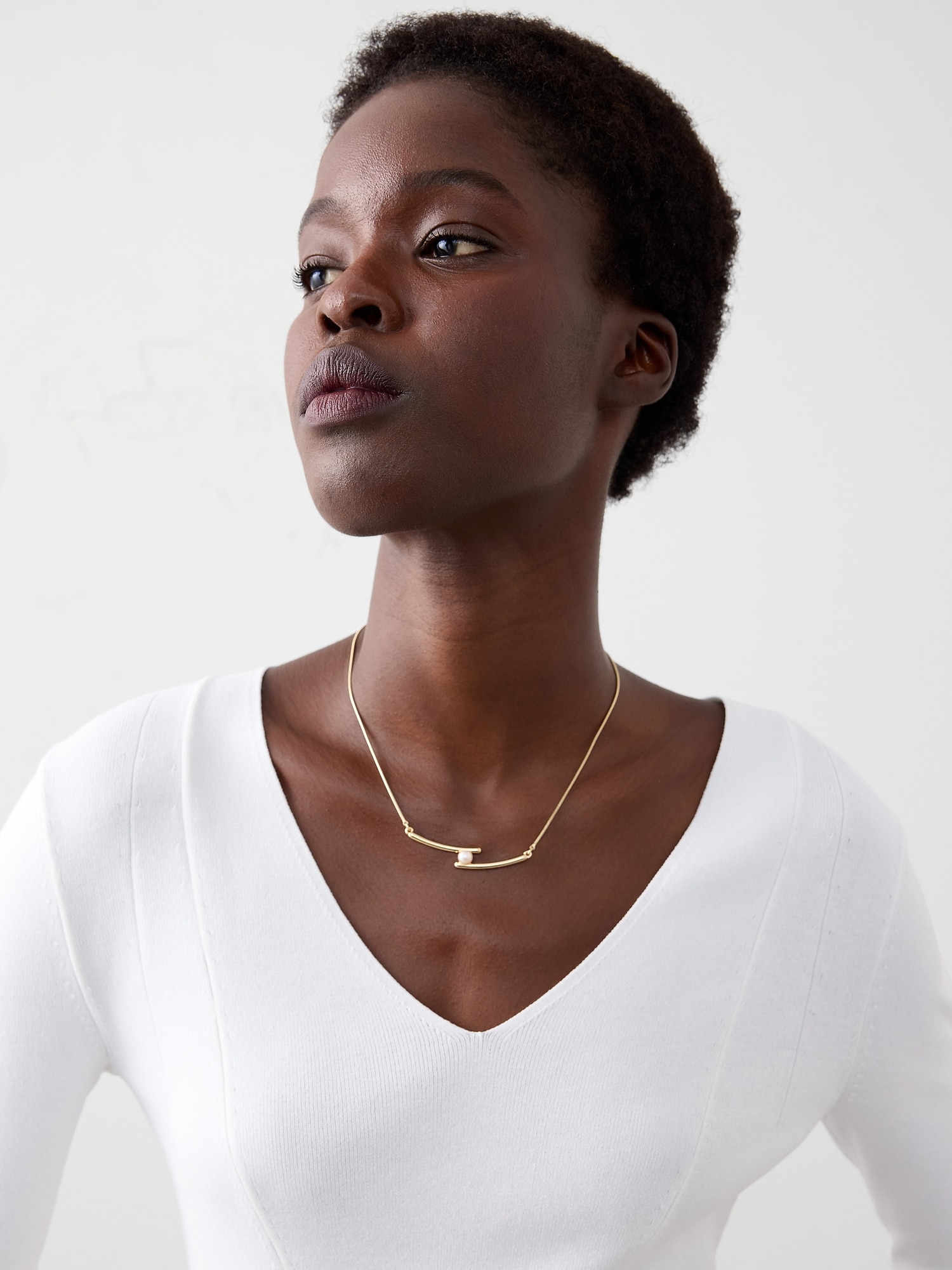 Image number 2 showing, Bar Pearl Necklace