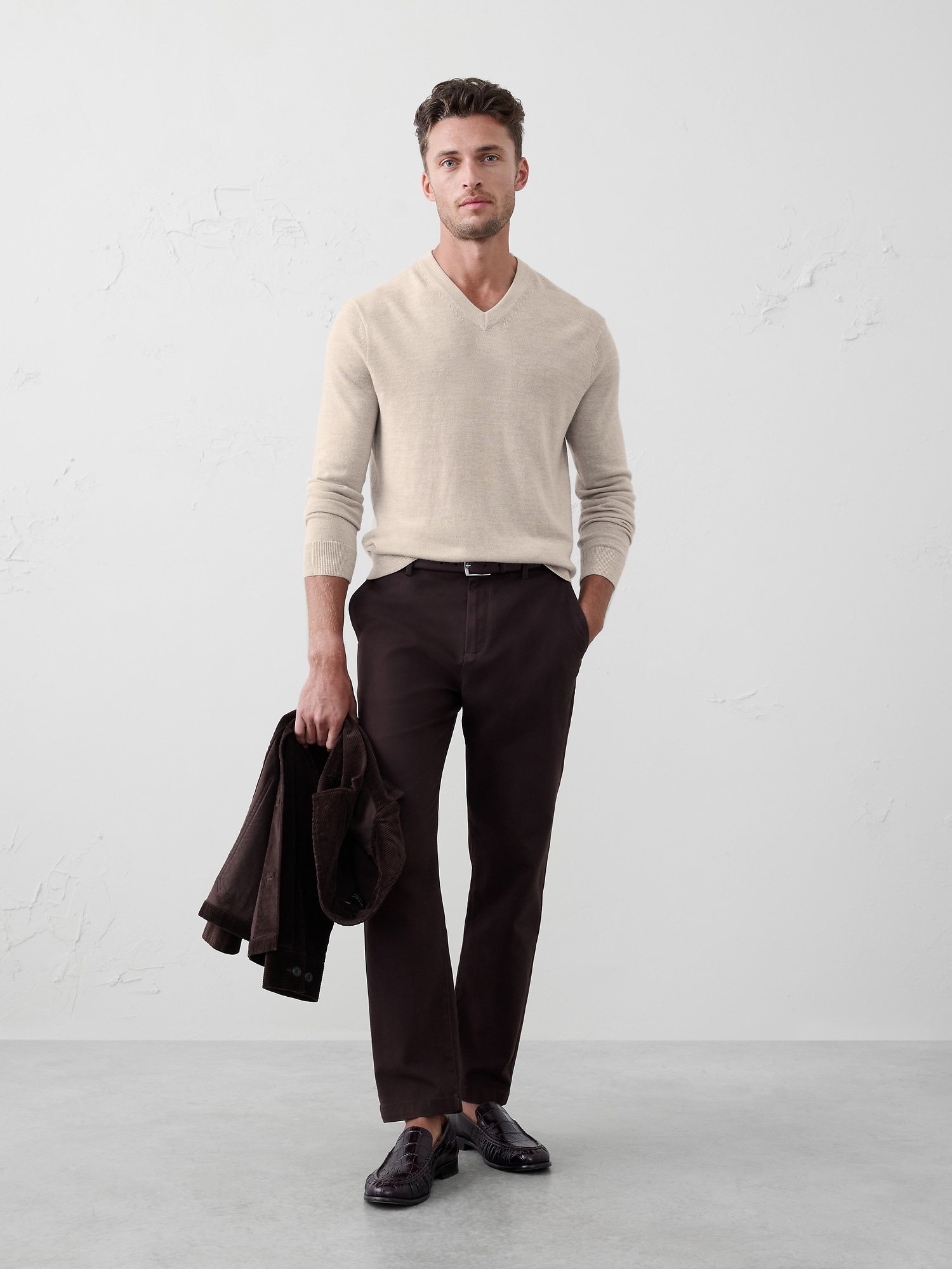 Merino Wool V-Neck Sweater - Oatmeal Heather