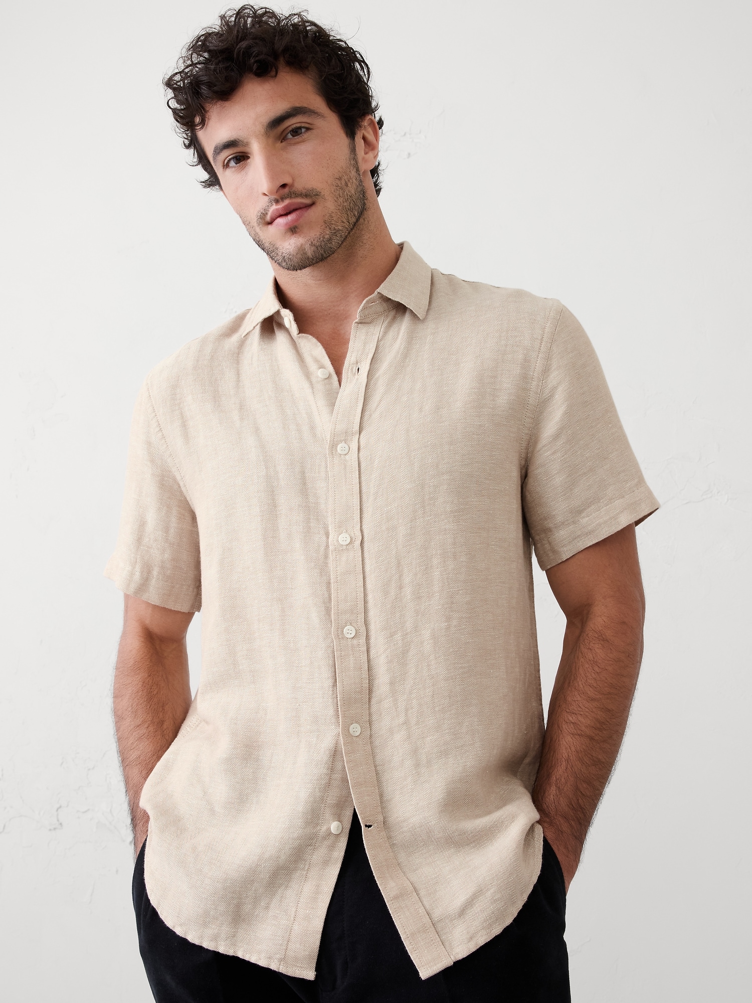 Image number 3 showing, Slim-Fit Linen-Blend Shirt