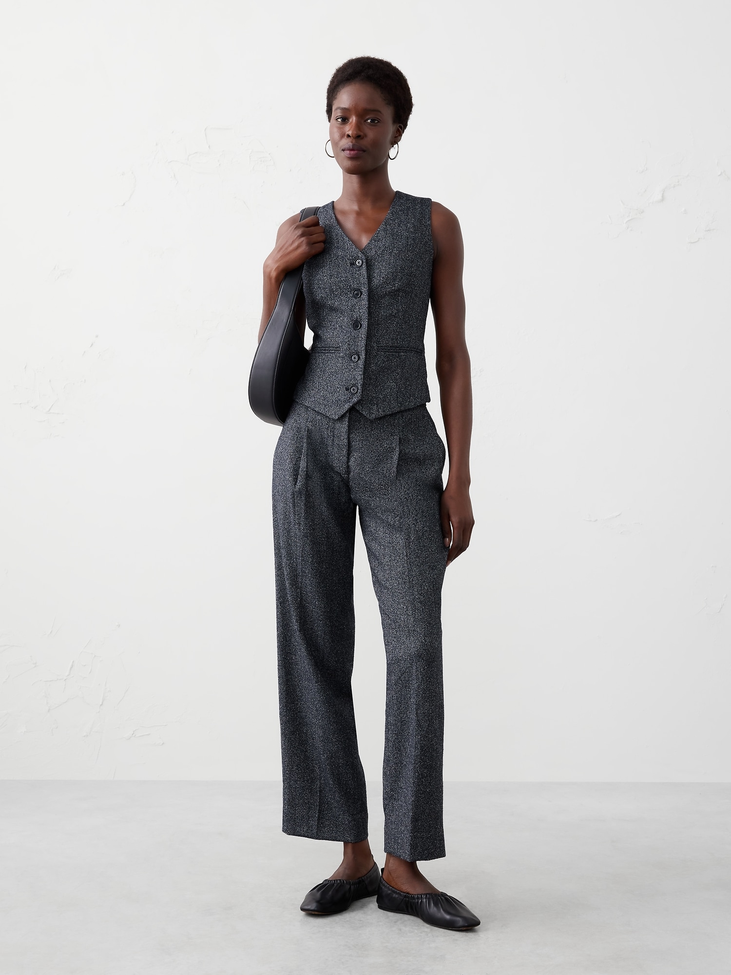 Image number 1 showing, Donegal Short Classic Vest