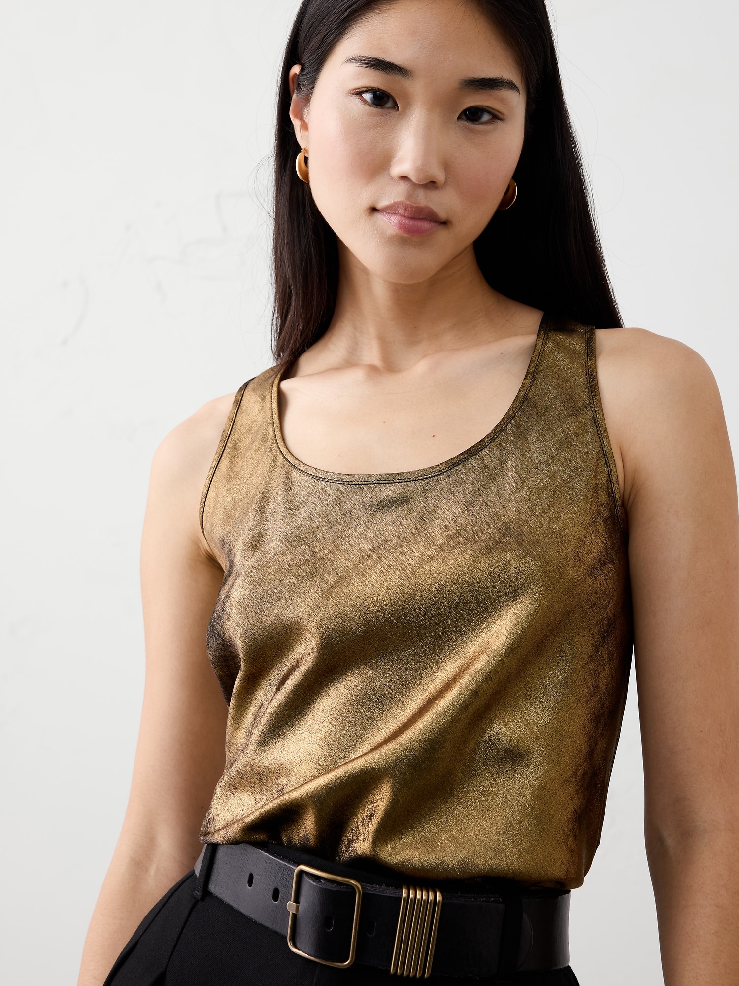 Image number 3 showing, Metallic Scoop-Neck Tank