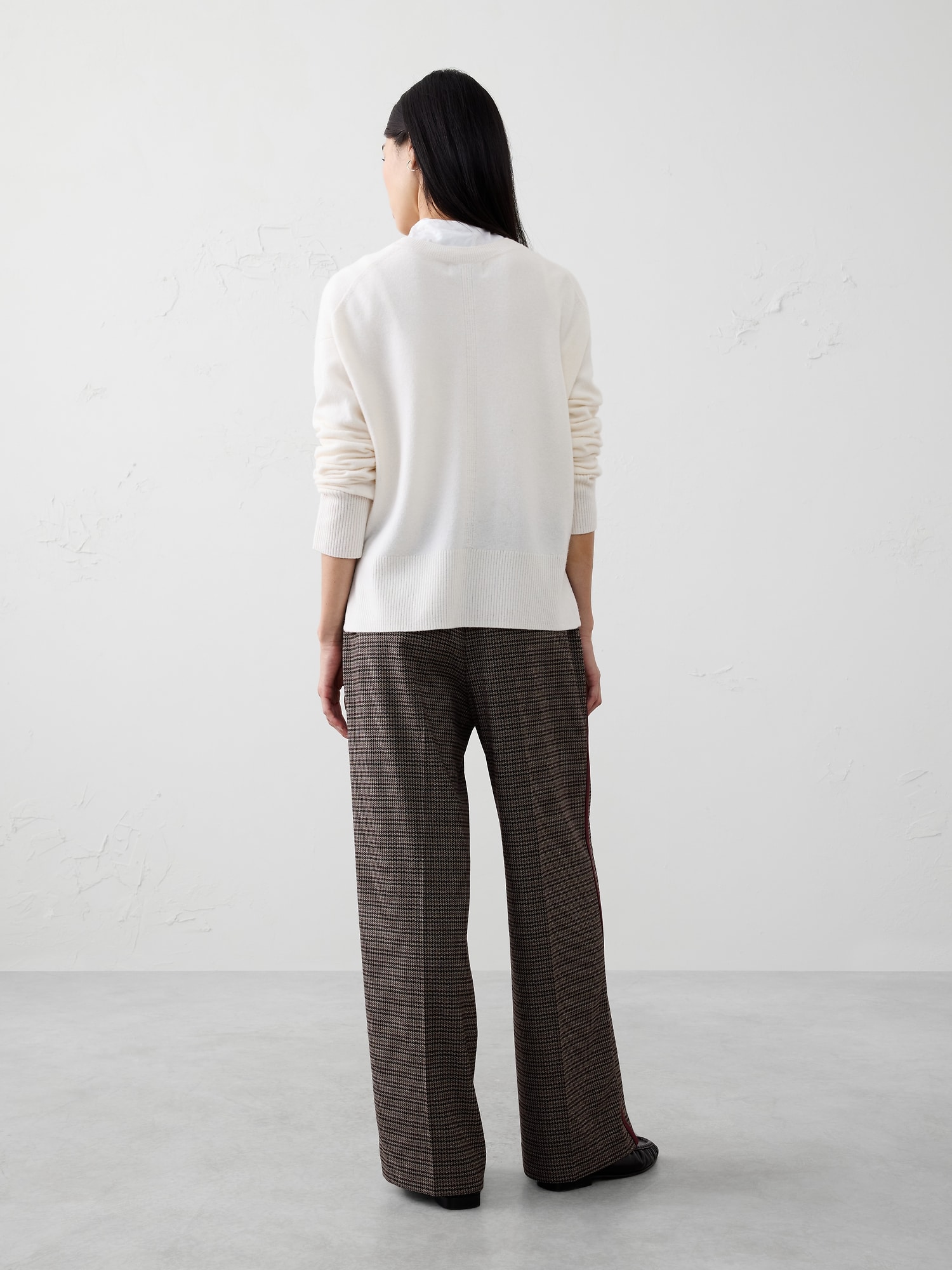 Image number 2 showing, Straight Mid-Rise Pull-On Pant