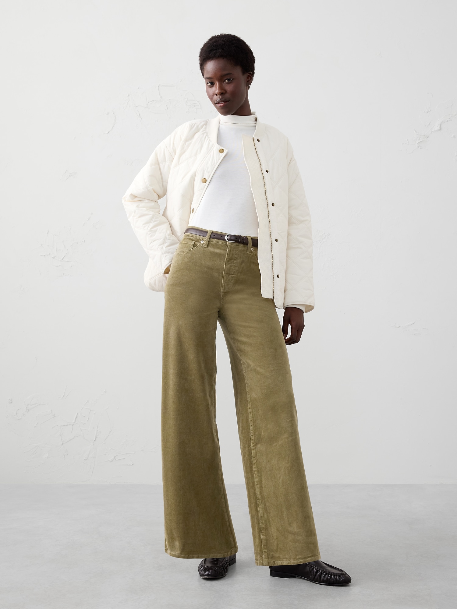 Wide-Leg High-Rise Corduroy Jean - Bay Leaf