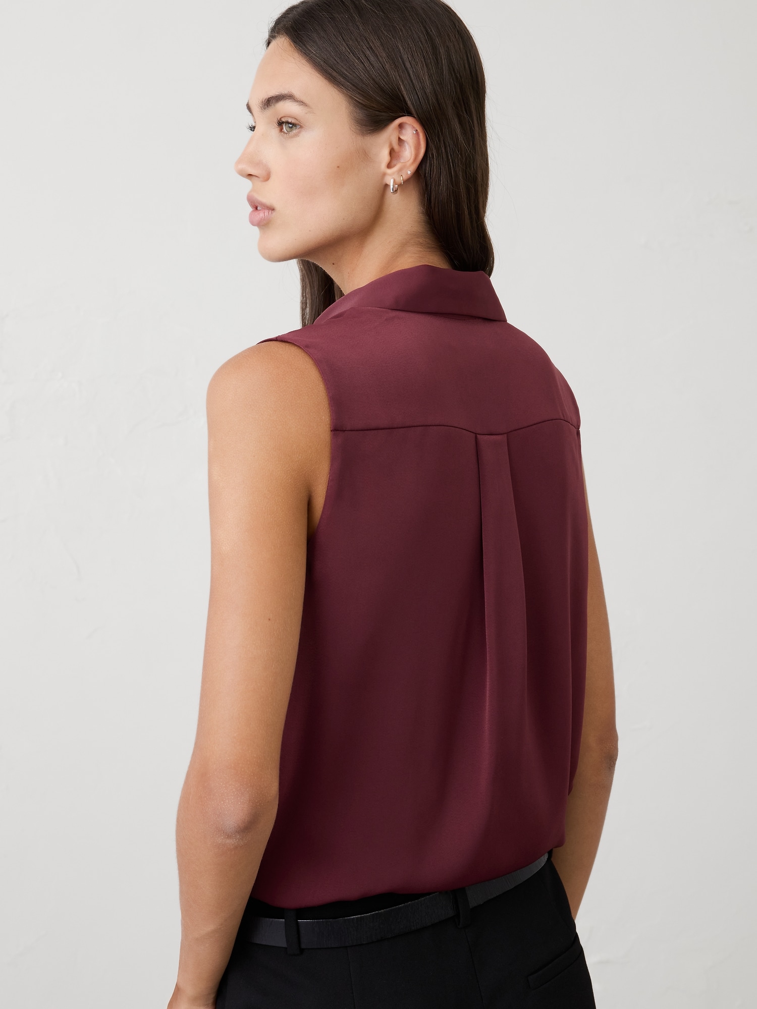 Image number 2 showing, Silky Collared Top