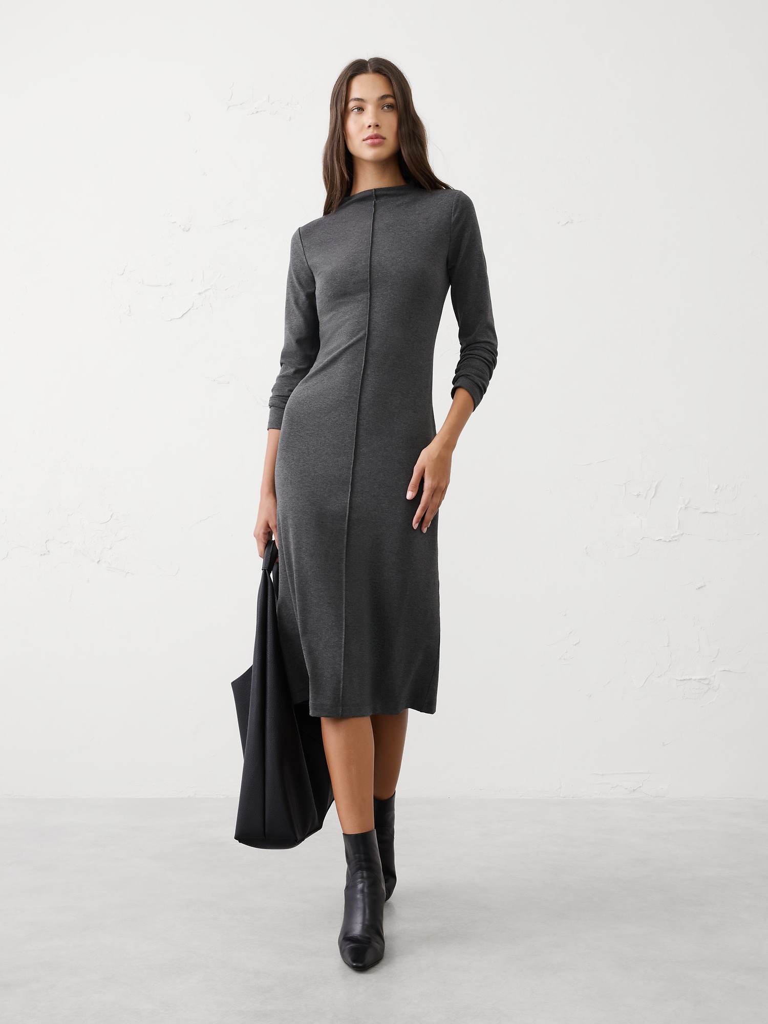 Cozy Ribbed Knit Midi Dress - Heather Gray