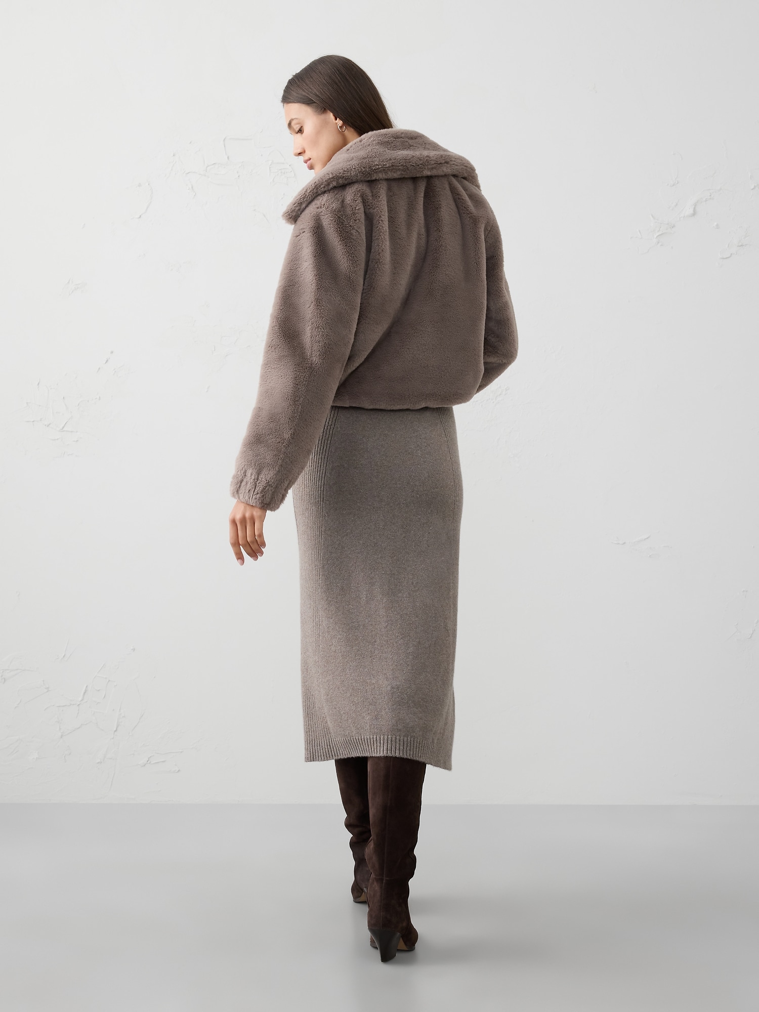 Image number 2 showing, Ribbed Midi Sweater Skirt