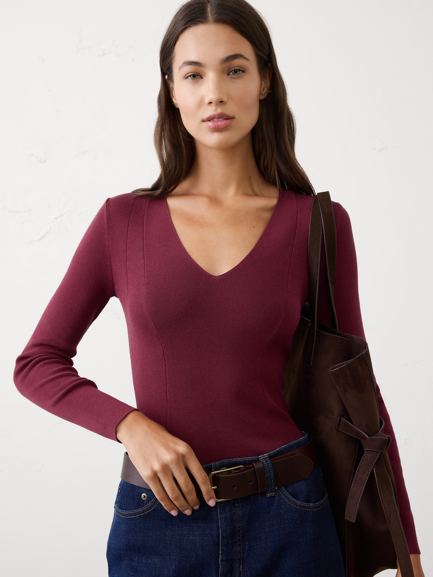 Seamed V-Neck Sweater - Bright Wine