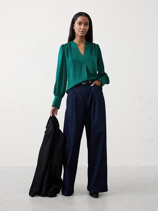 Crepe Volume-Sleeve Blouse | Banana Republic Factory