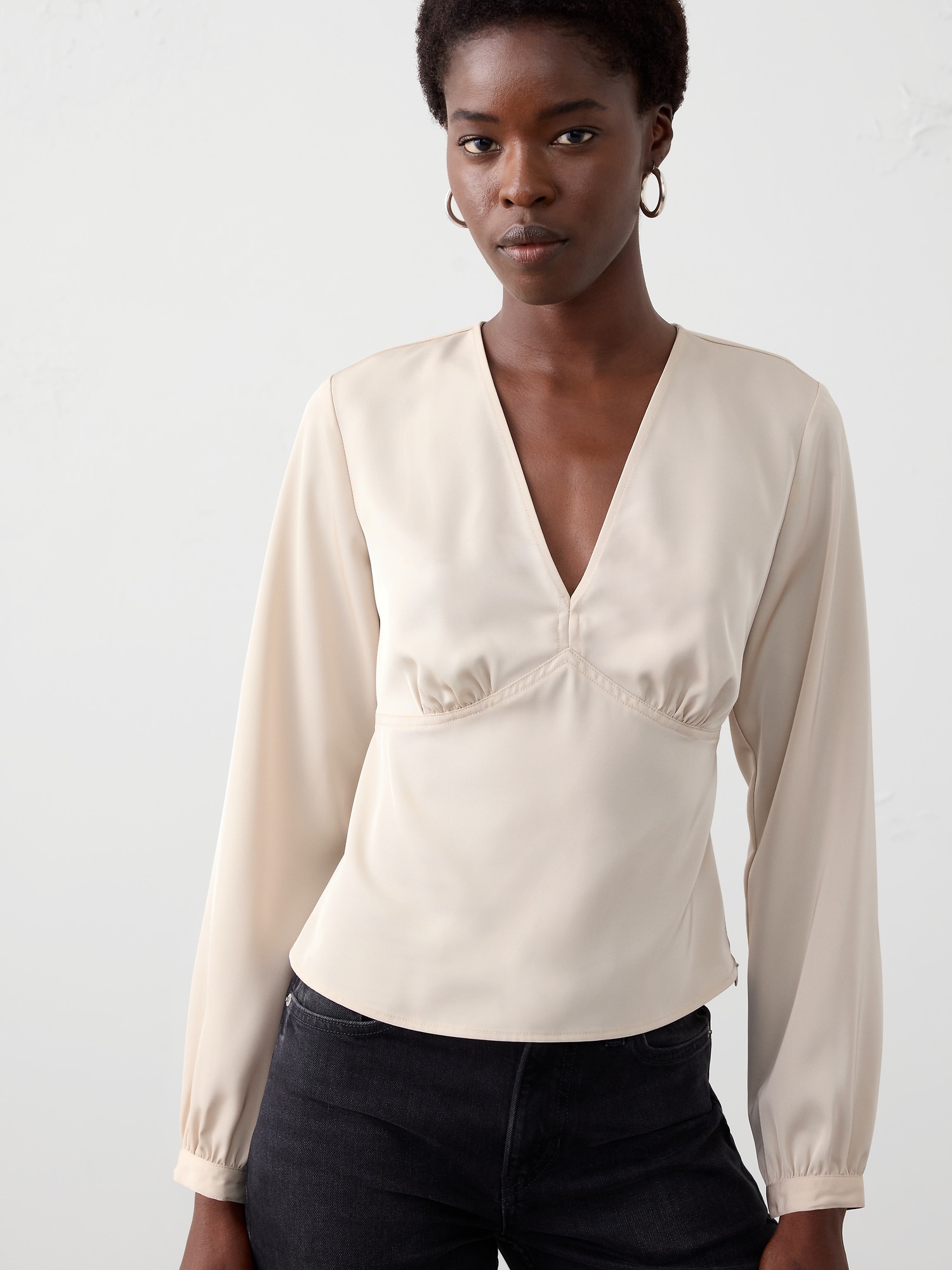 Silky V-Neck Top - Oyster Pearl