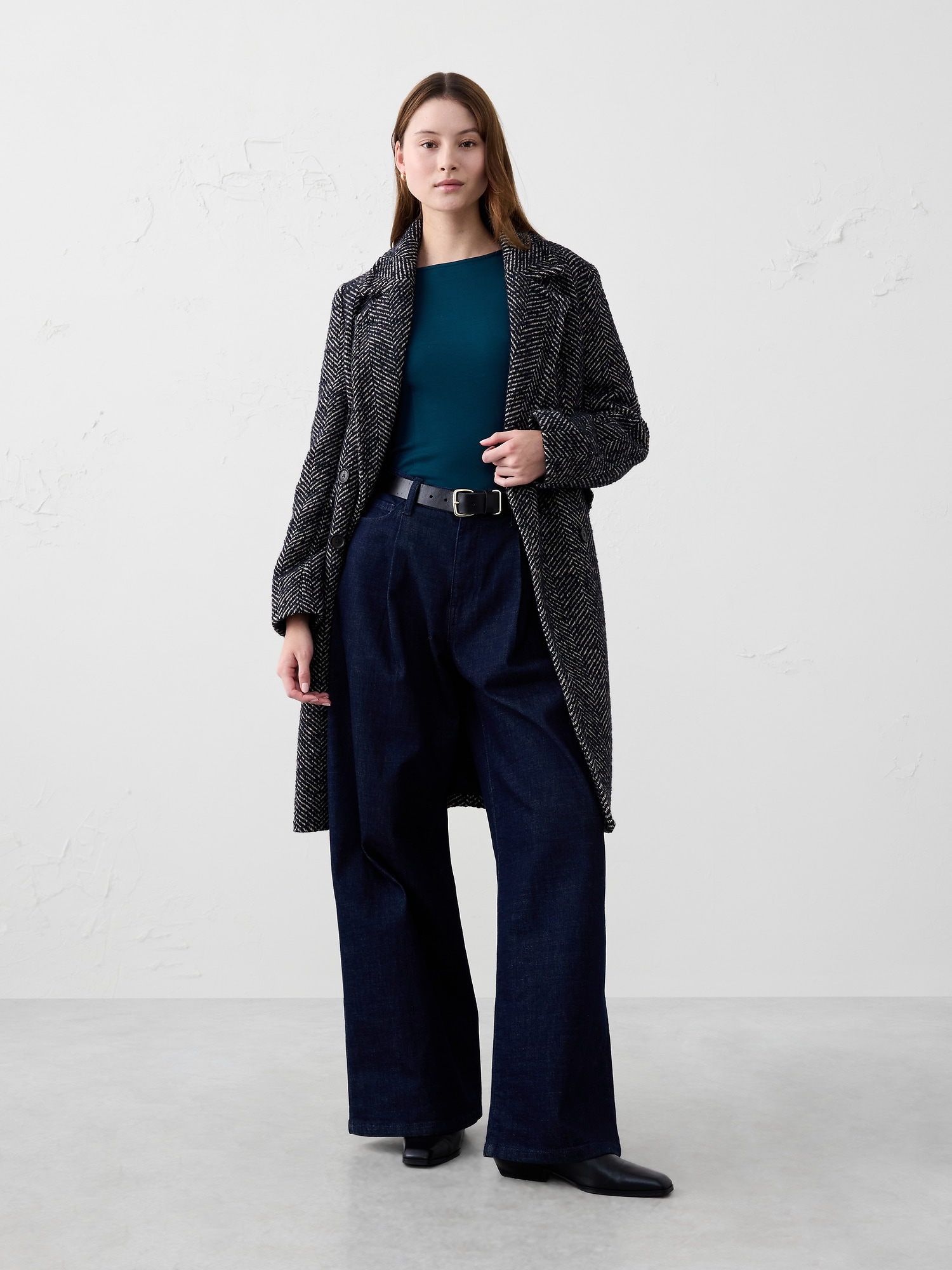 Image number 3 showing, Soft Touch Seamed Top