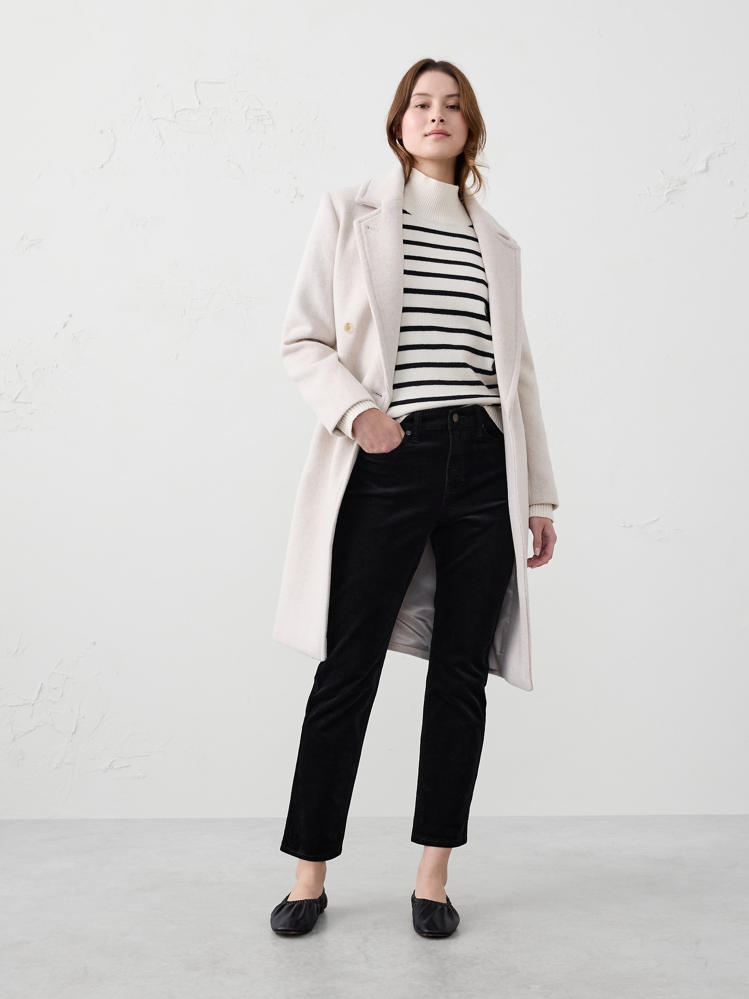 Slim High-Rise Corduroy Pant - Black