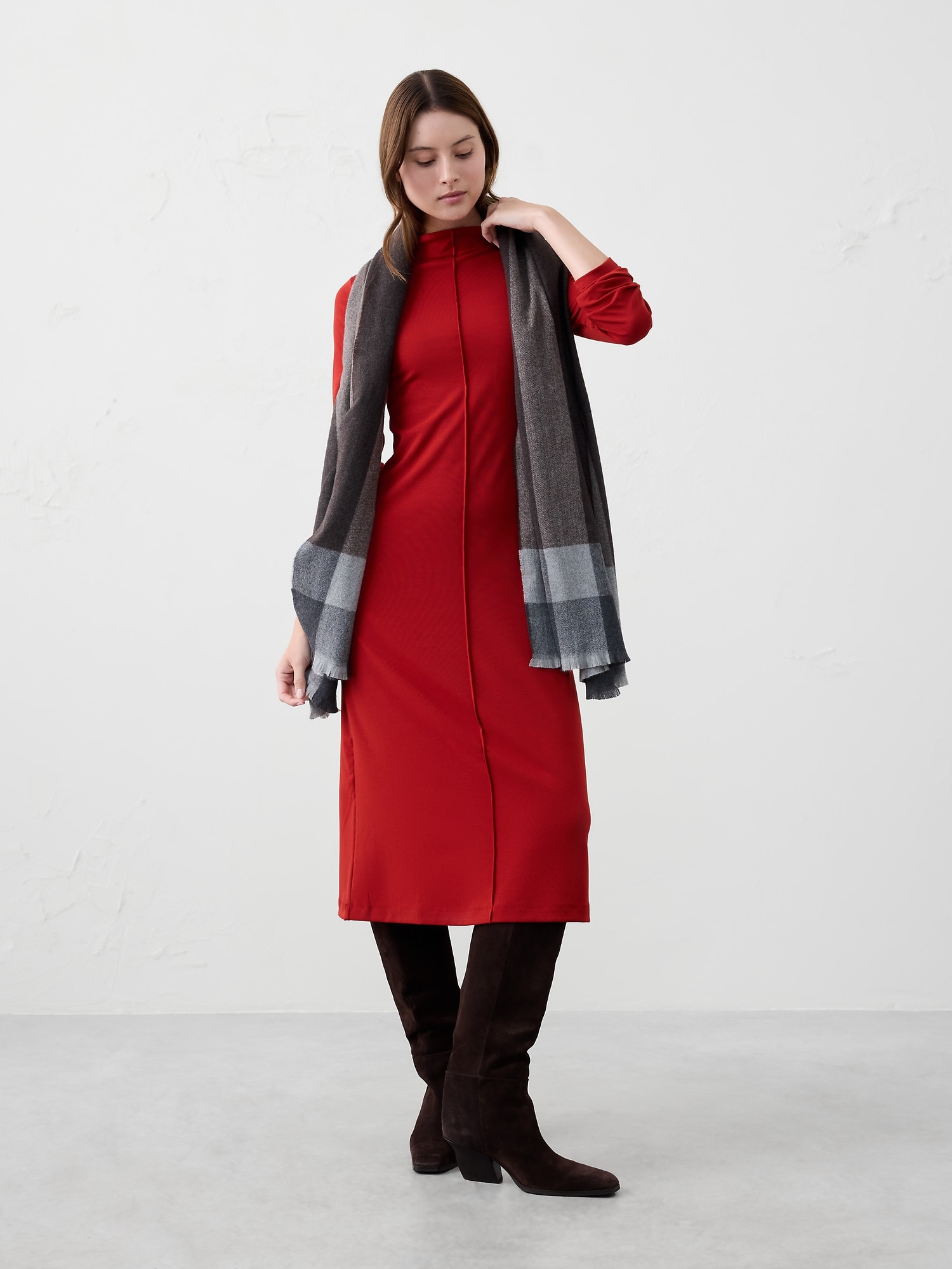 Cozy Ribbed Knit Midi Dress