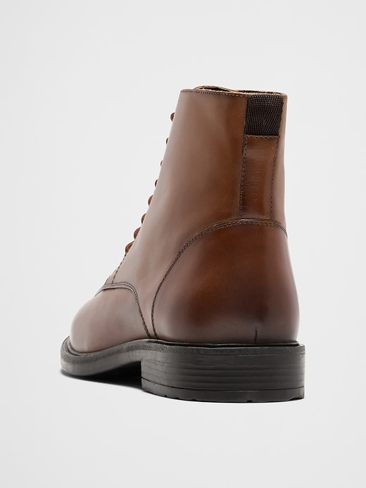 Smooth Leather Moc Toe Boot