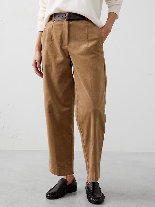 Straight Mid-Rise Corduroy Pant
