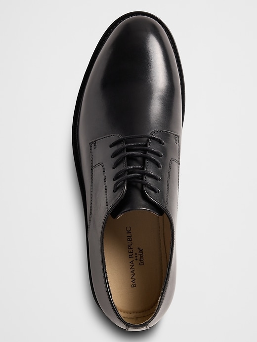 banana republic oxford leather dress shoe In Review: The Banana Republic Dean Leather Oxford