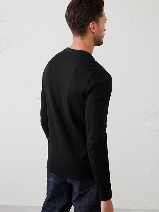 Standard-Fit Mini Ribbed Henley