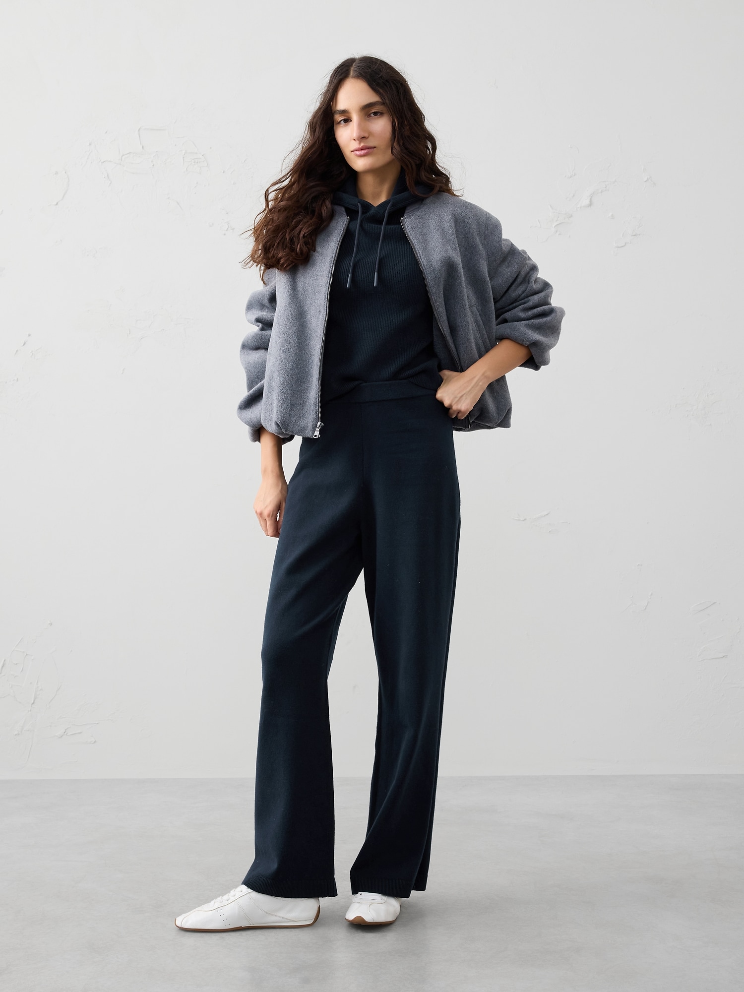 Wide-Leg Mid-Rise Pull-On Sweater Pant