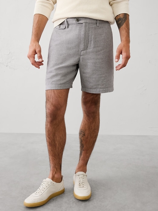 Slim-Fit 7" Linen-Blend Short