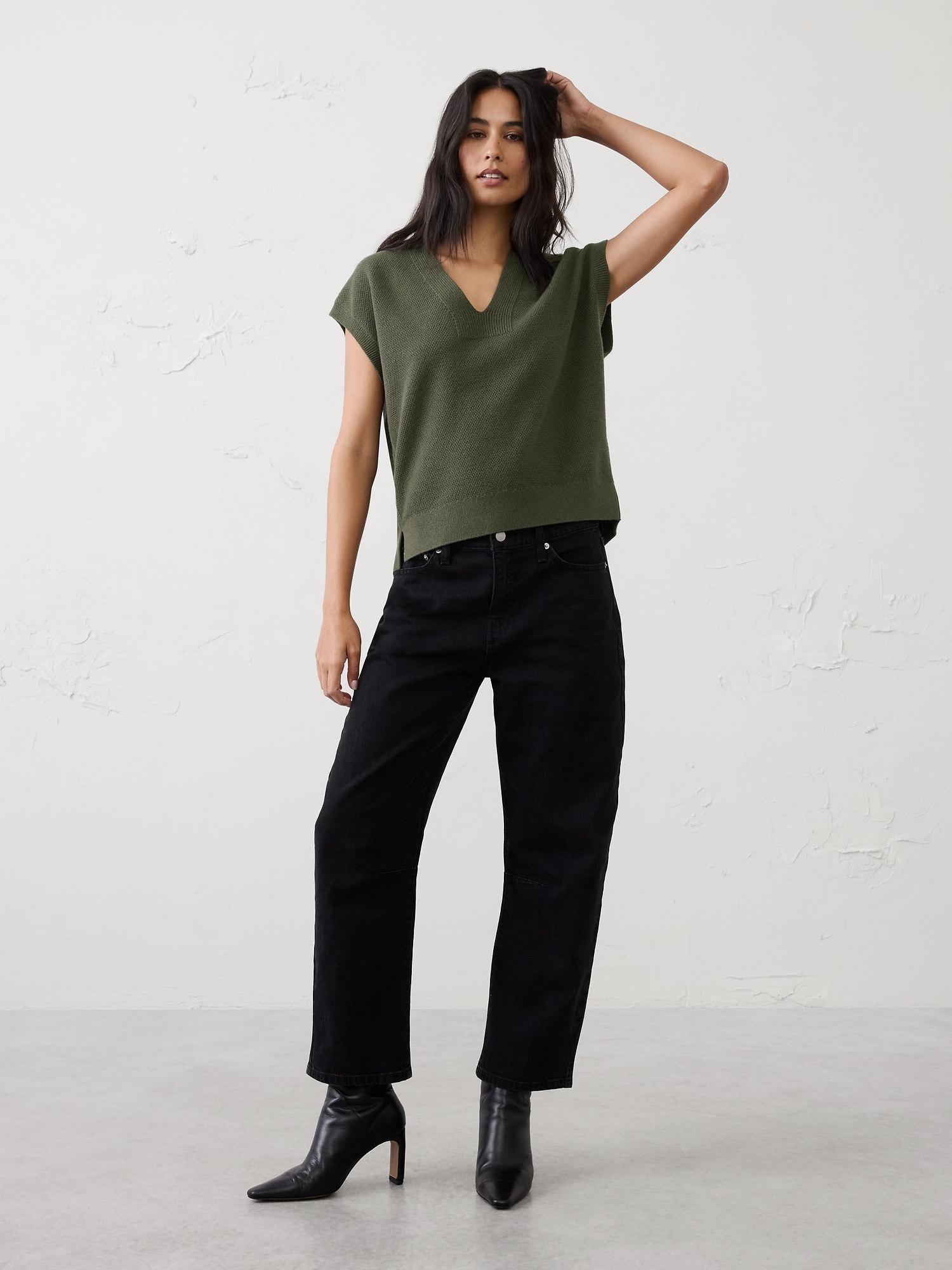 Textured V-Neck Sweater Vest