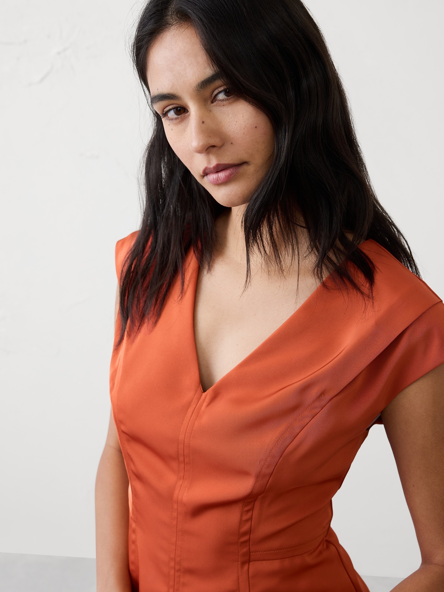 Image number 3 showing, Seamed Hourglass Top