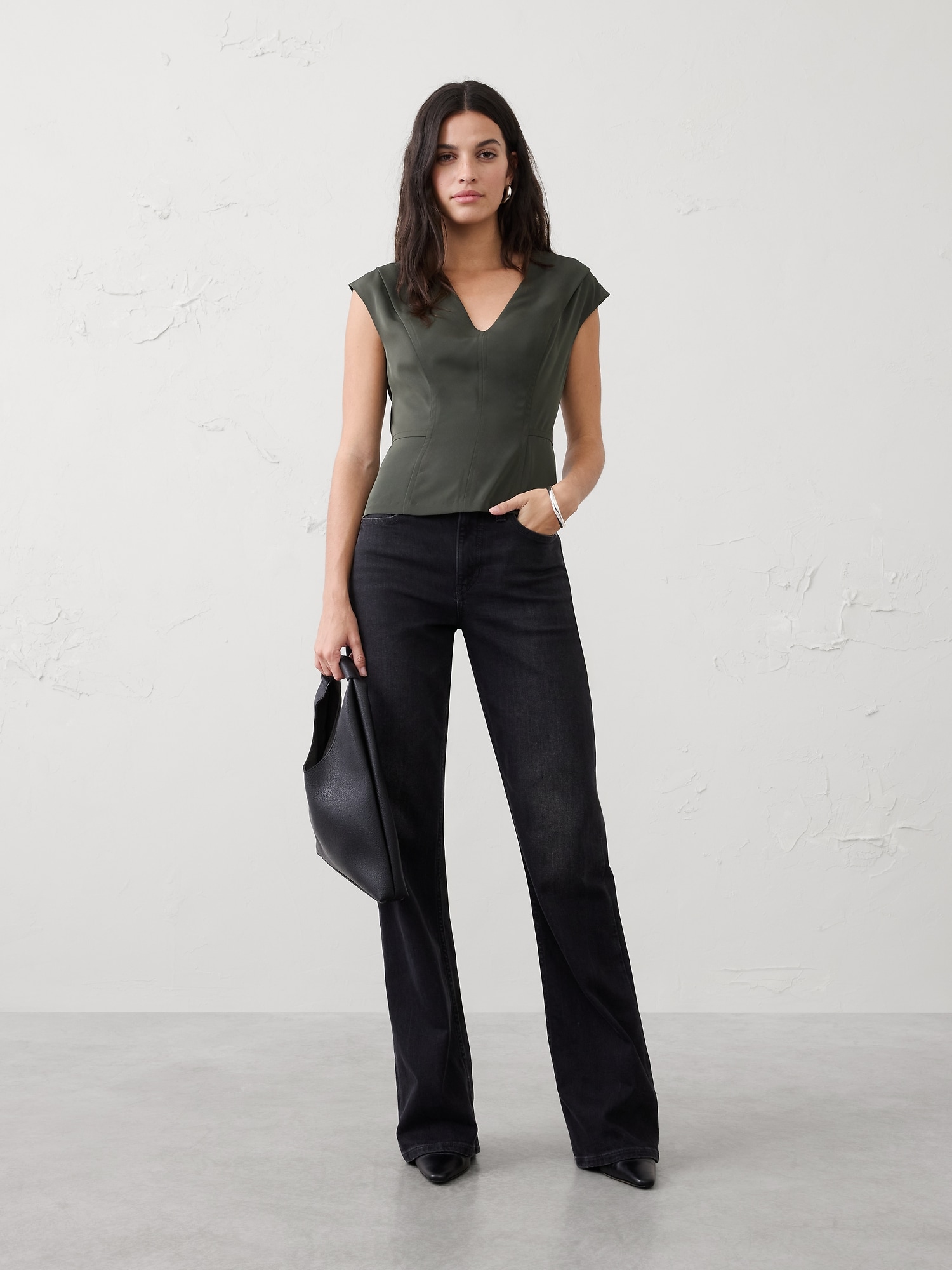 Seamed Hourglass Top