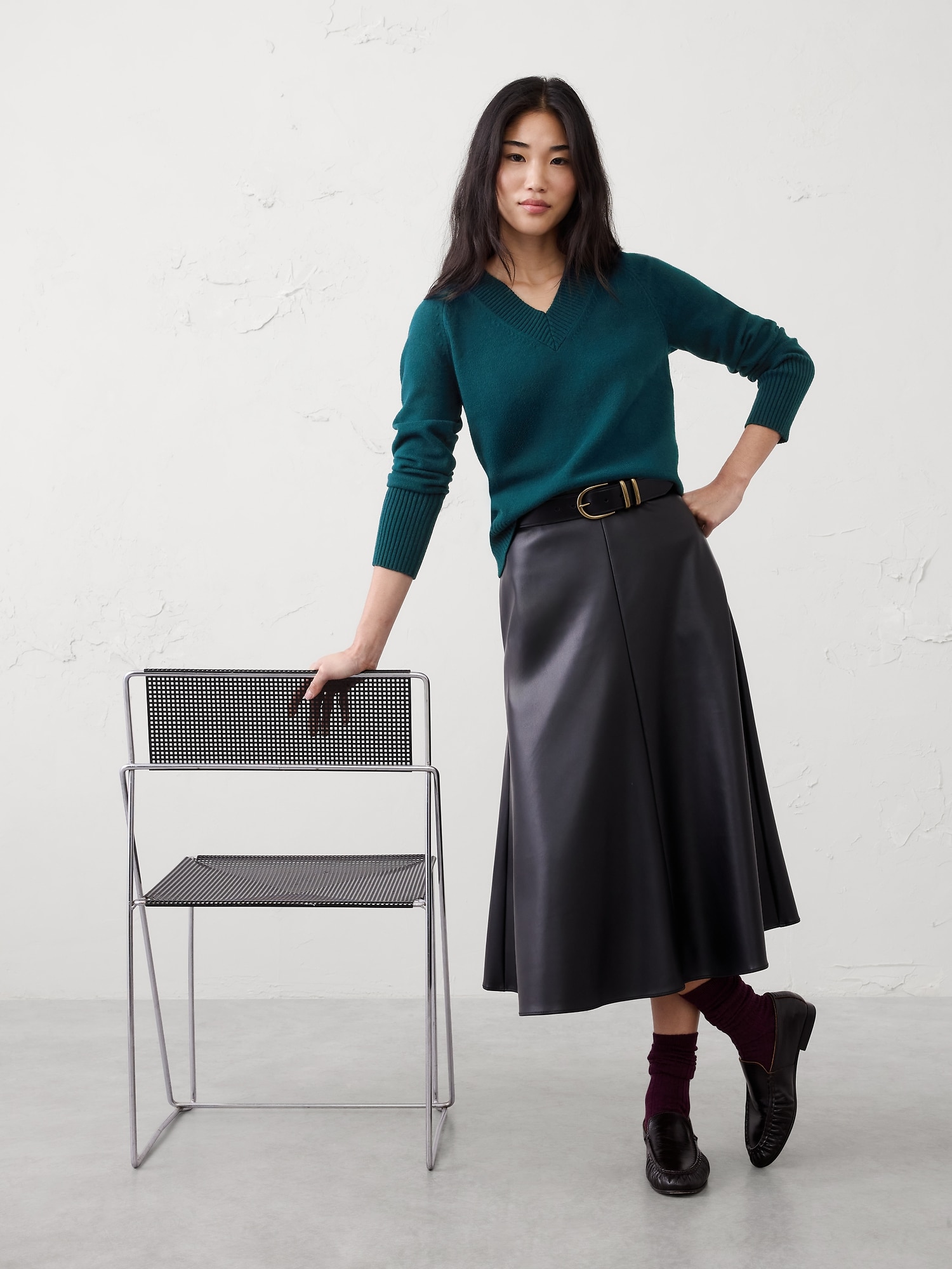 Perfectly Soft V-Neck Sweater - Teal Shadow