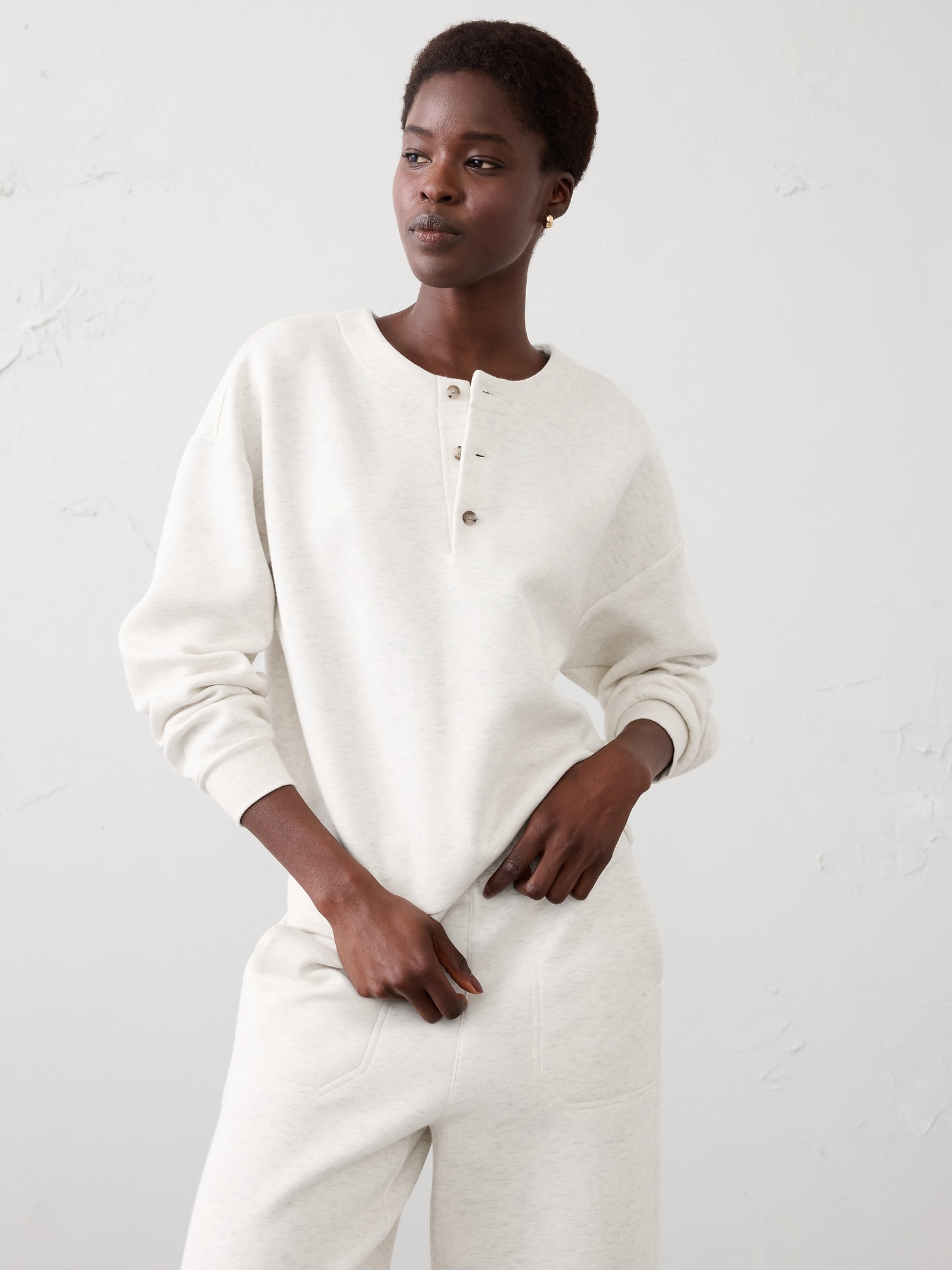 Weekender Henley Sweatshirt