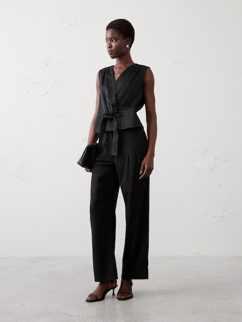 Yoke-Tie Top