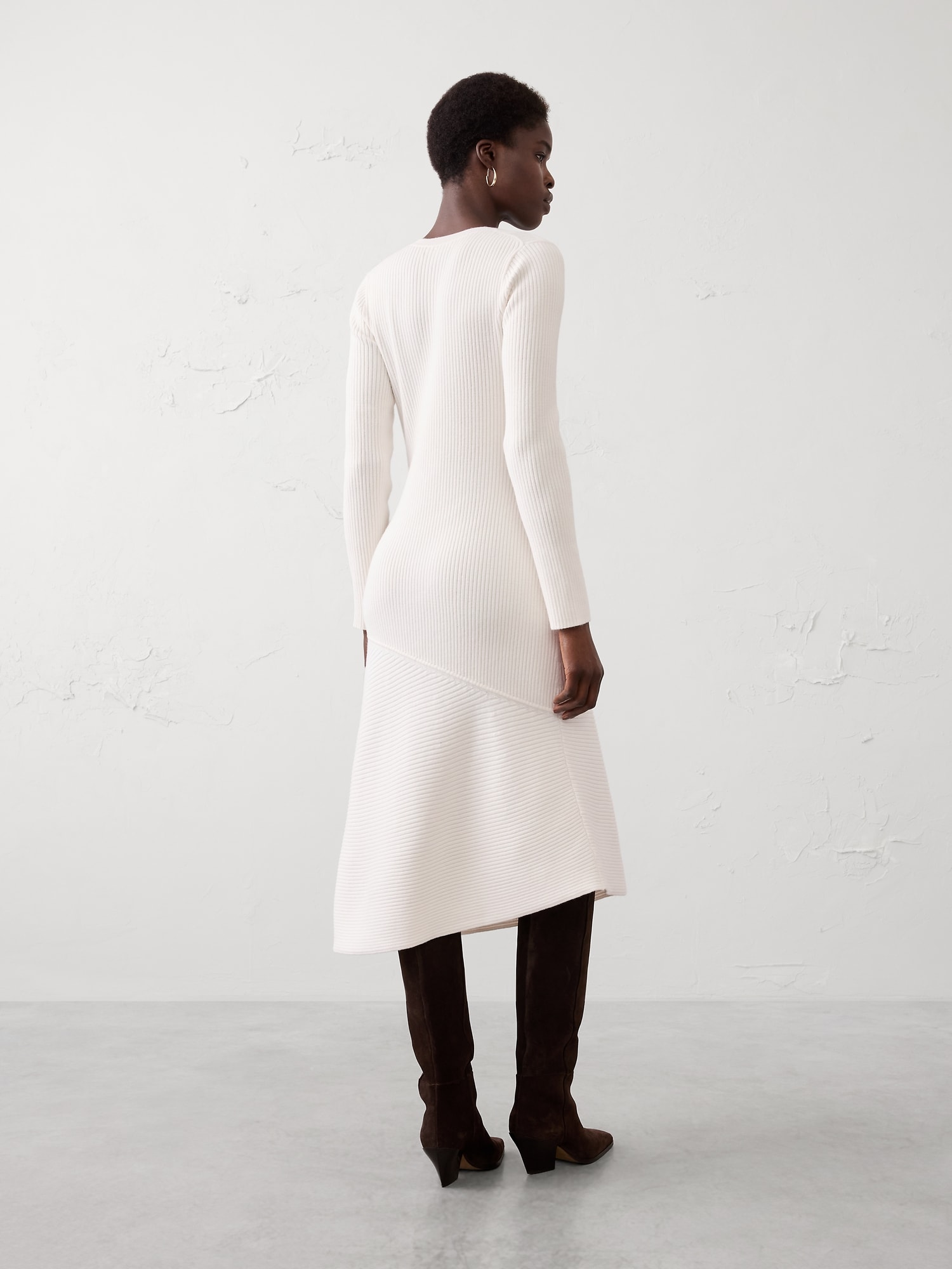Image number 2 showing, Asymmetrical Midi Dress