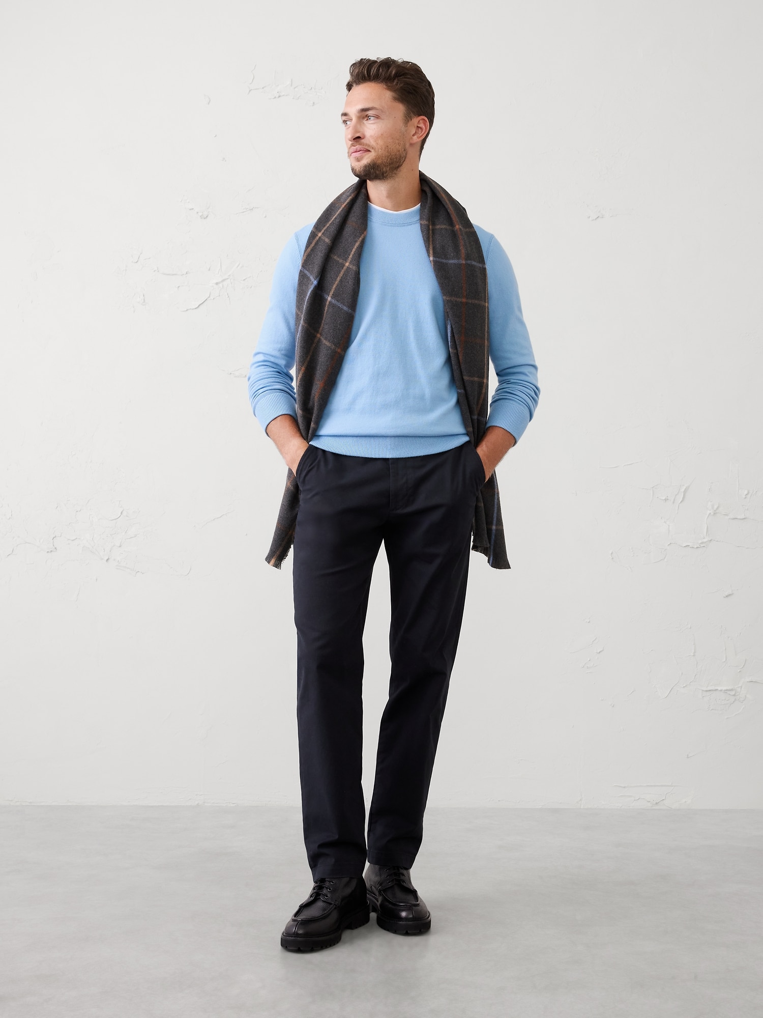 Image number 4 showing, Cozy Scarf