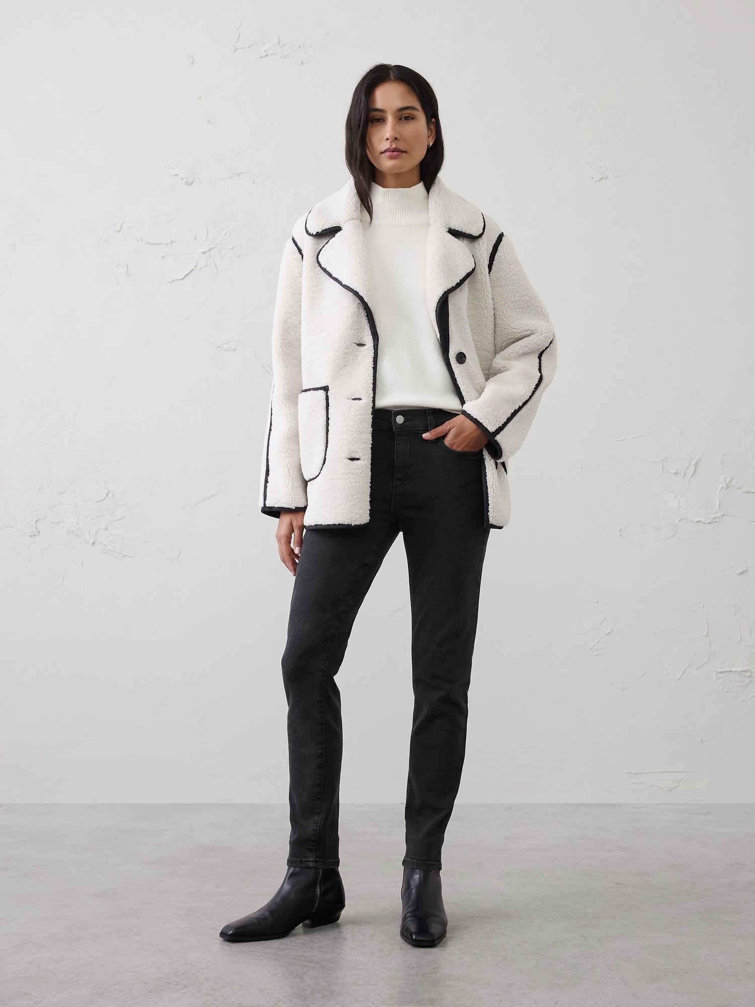 Skinny Mid-Rise Jean